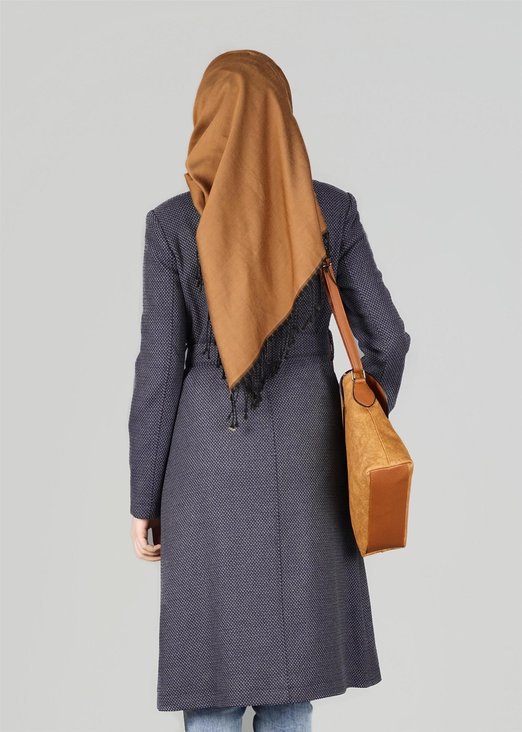 Tesettür giyim LACİVERT DESENLİ KABAN 9560