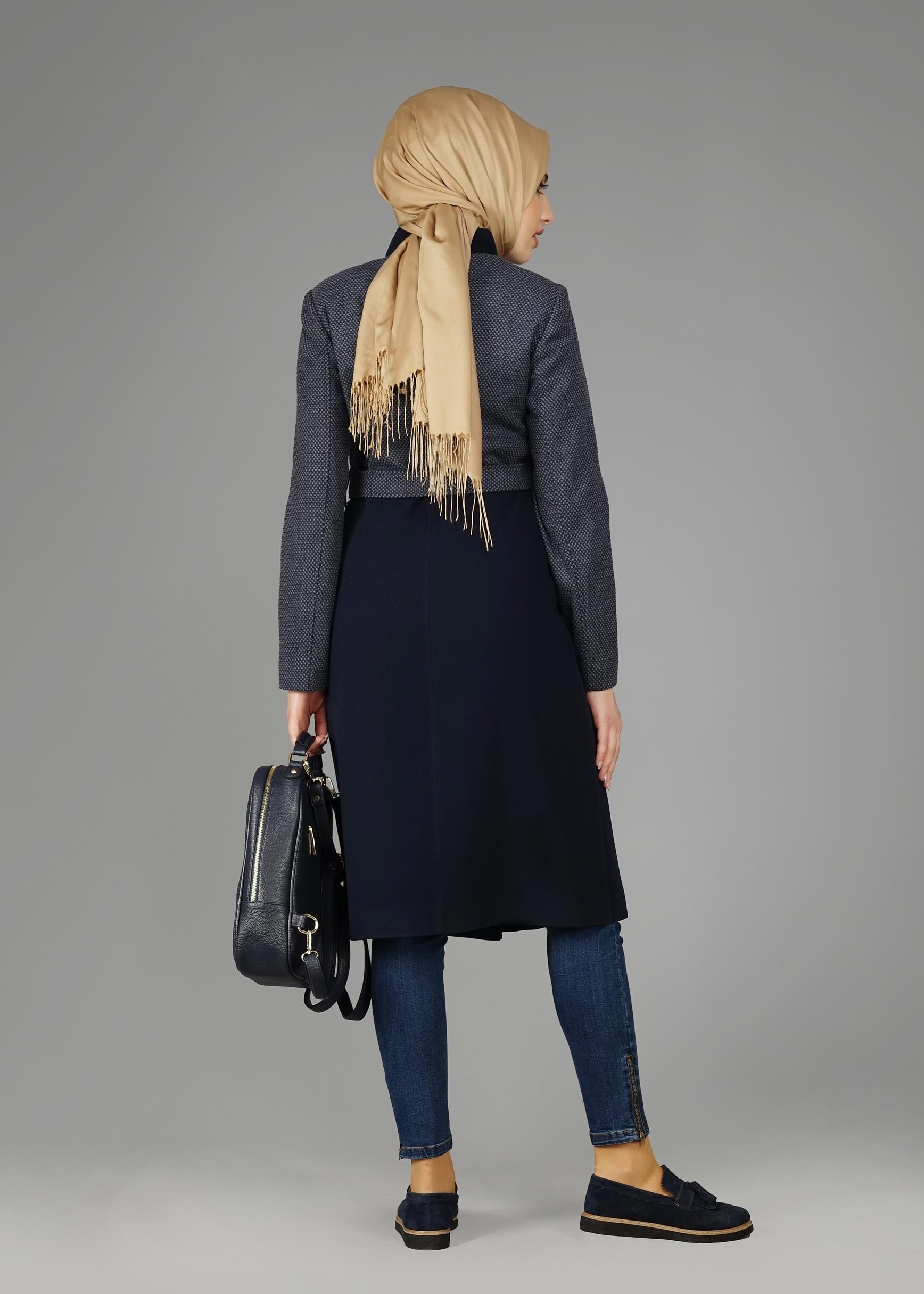 Tesettür giyim LACİVERT CEP DETAYLI FERMUARLI KABAN 9561 