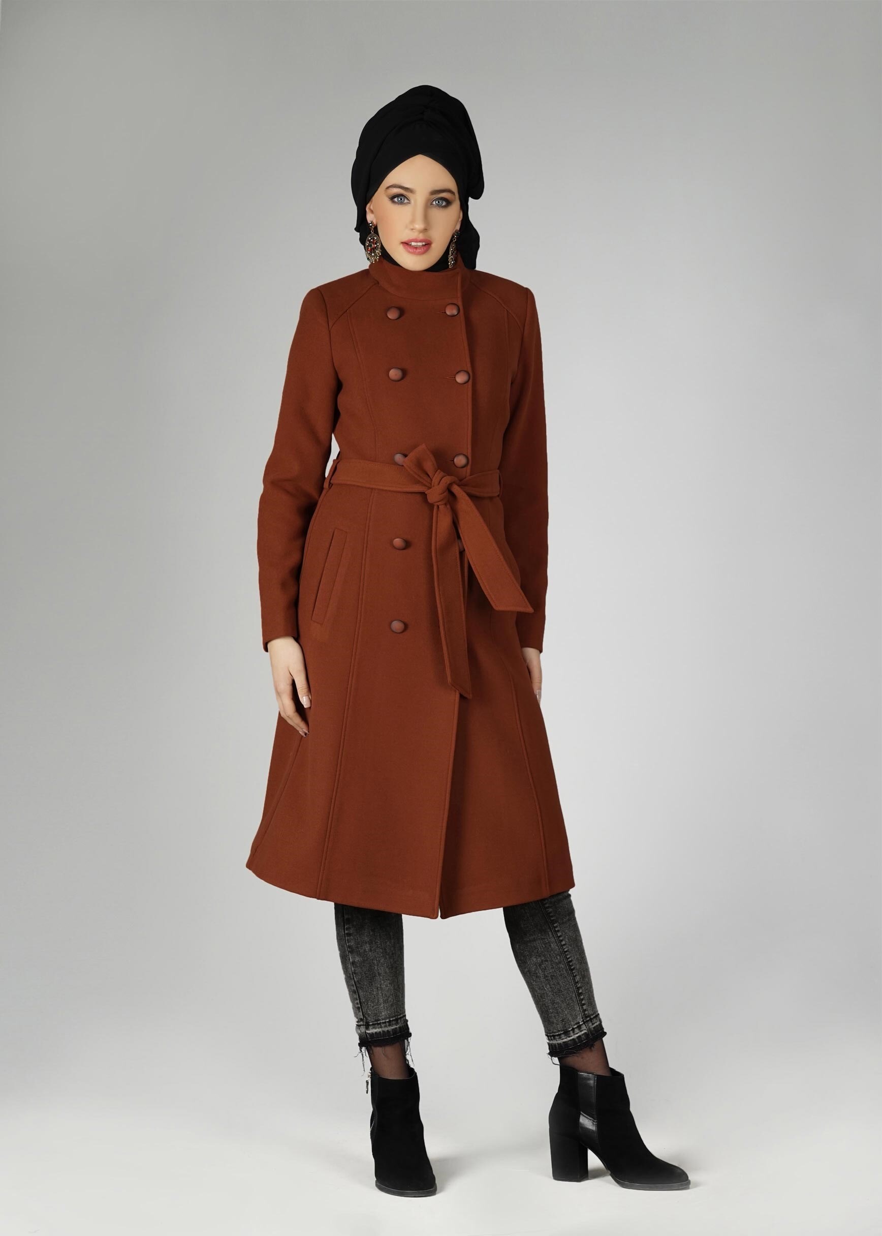 Tesettür giyim TURUNCU HAKİM YAKA DÜĞMELİ KABAN 9564