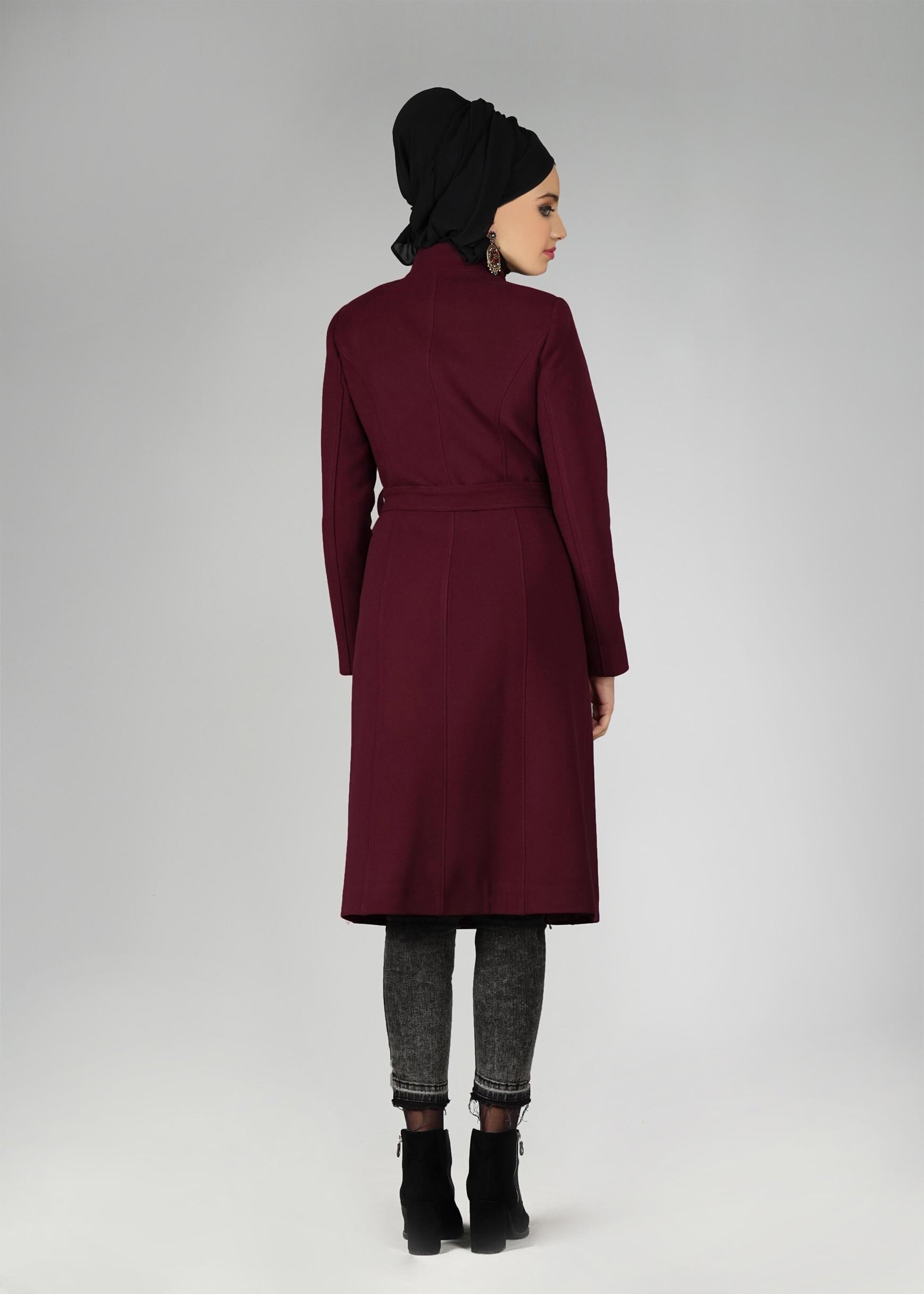 Tesettür giyim MÜRDÜM HAKİM YAKA DÜĞMELİ KABAN 9564