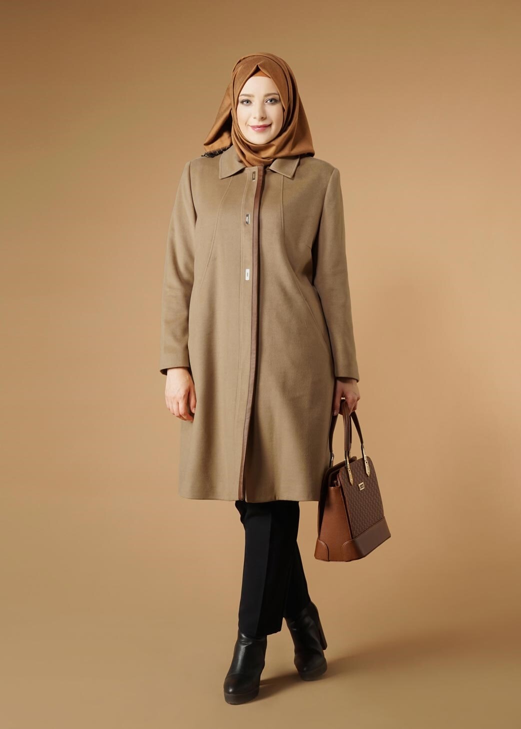 Tesettür giyim BEJ 9575 KABAN