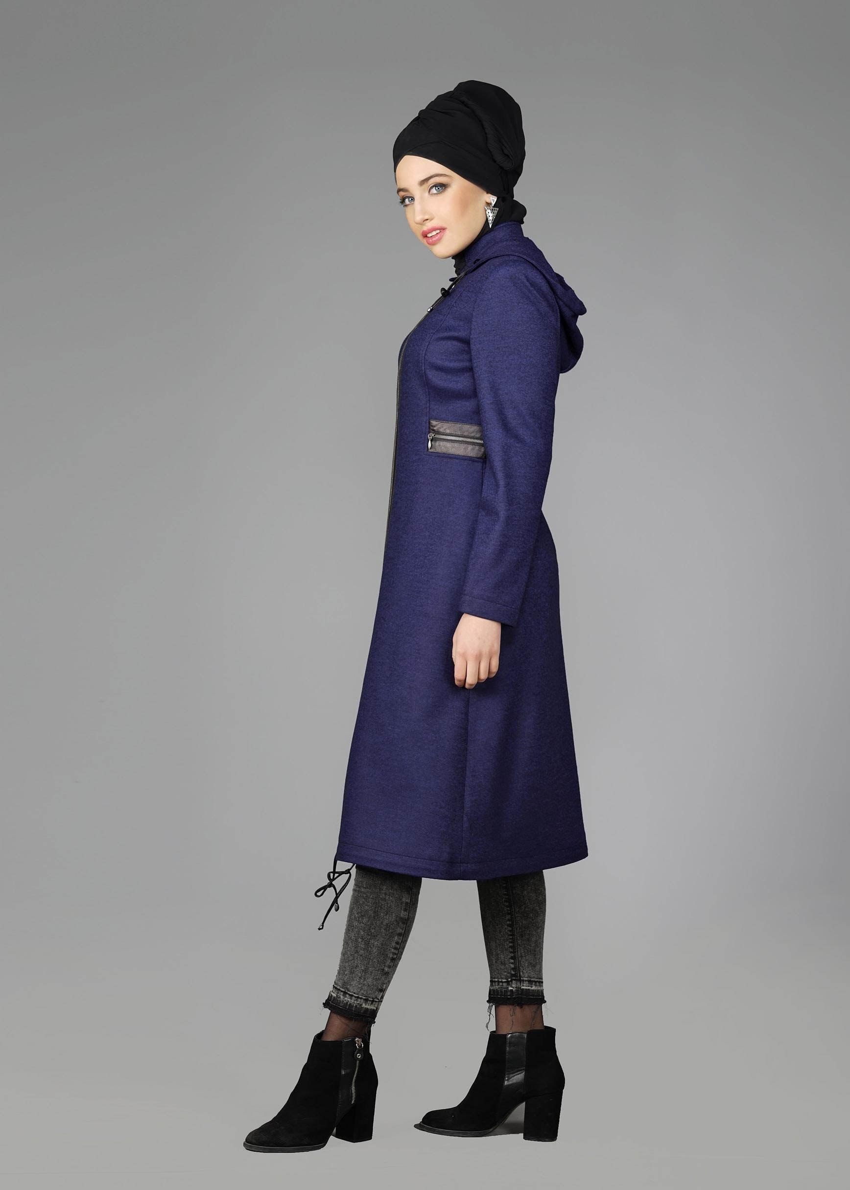 Tesettür giyim LACİVERT KAPÜŞONLU FERMUARLI KABAN 9580
