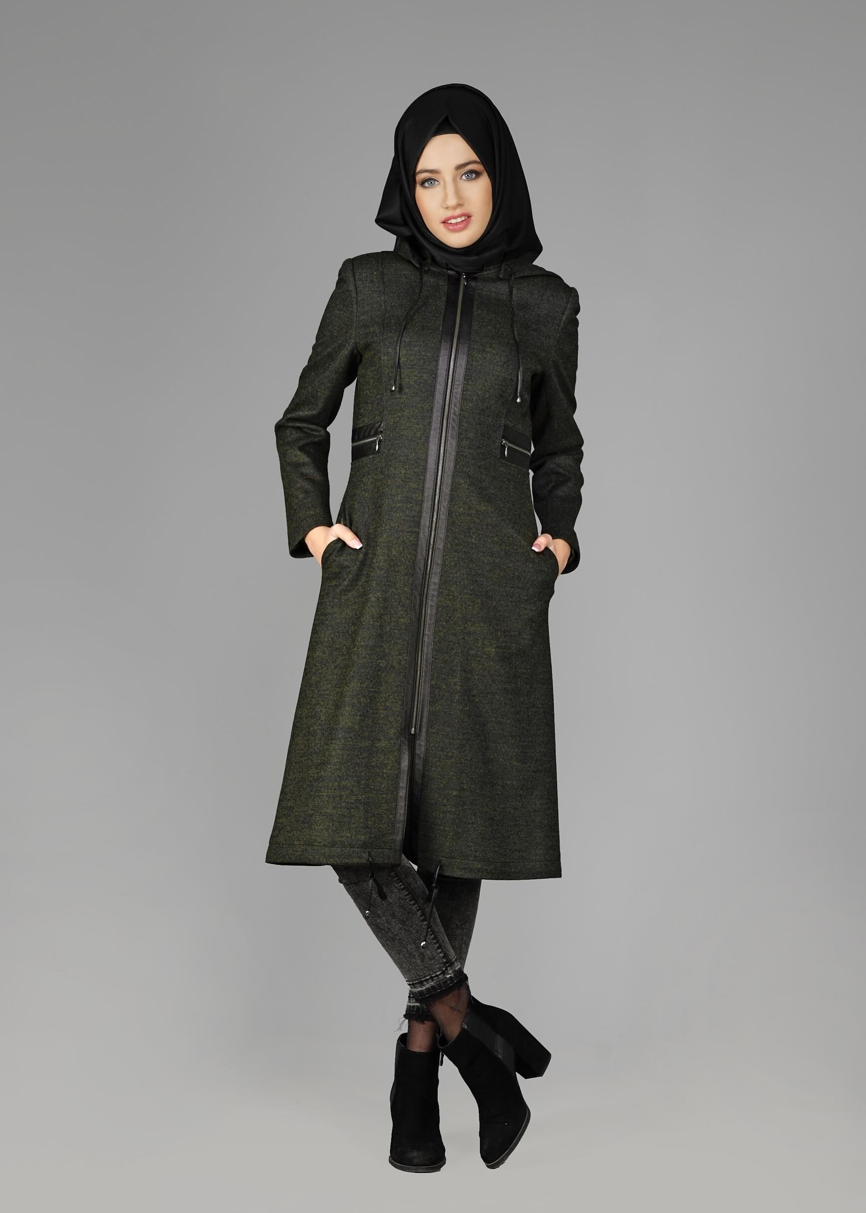 Tesettür giyim YEŞİL KAPÜŞONLU FERMUARLI KABAN 9580