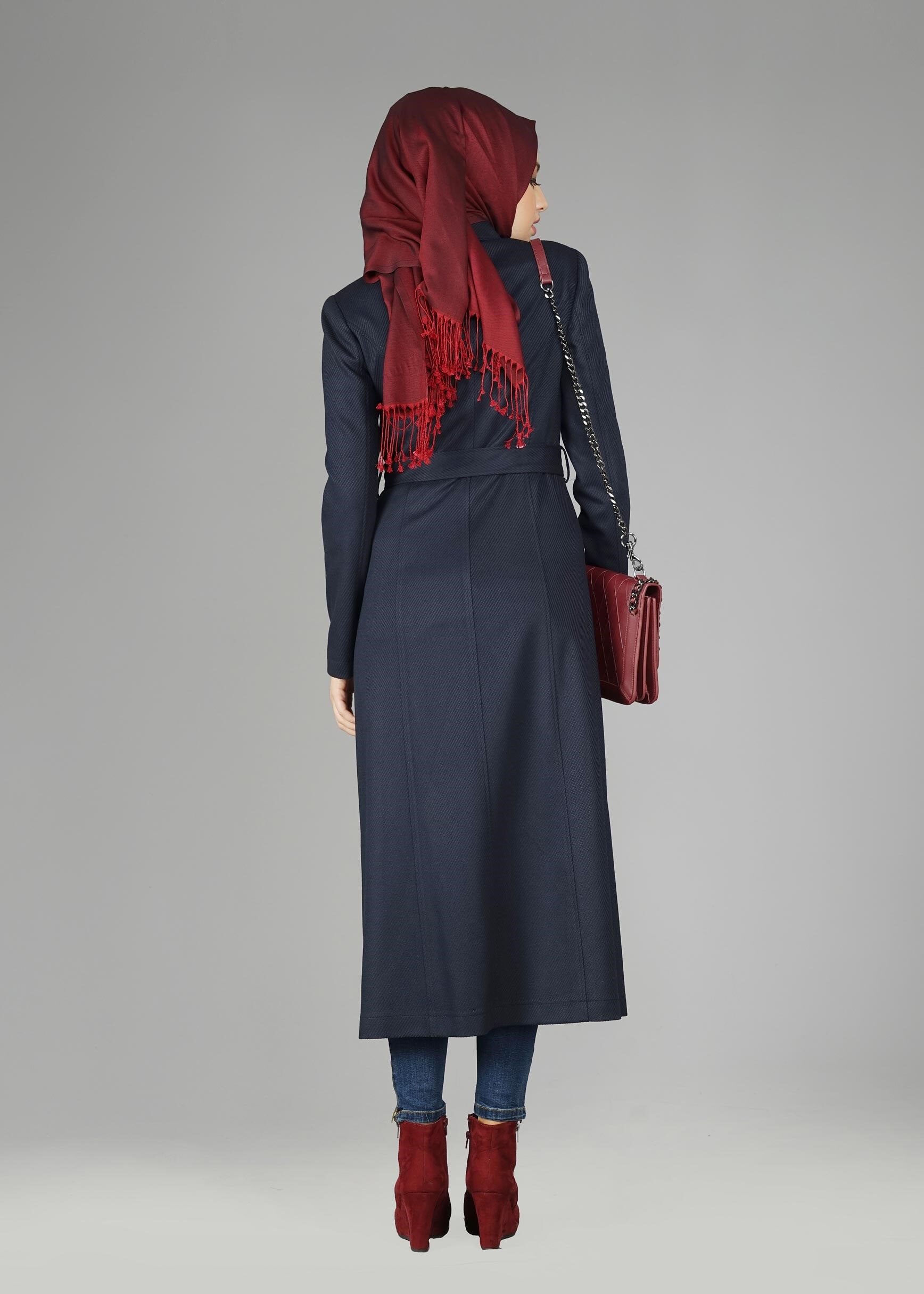 Tesettür giyim LACİVERT DÜĞME DETAYLI CEPLİ KABAN 9586
