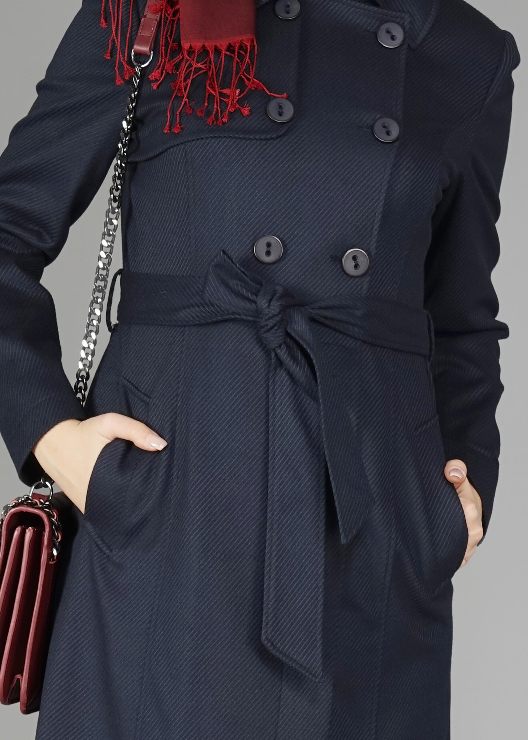 Tesettür giyim LACİVERT DÜĞME DETAYLI CEPLİ KABAN 9586