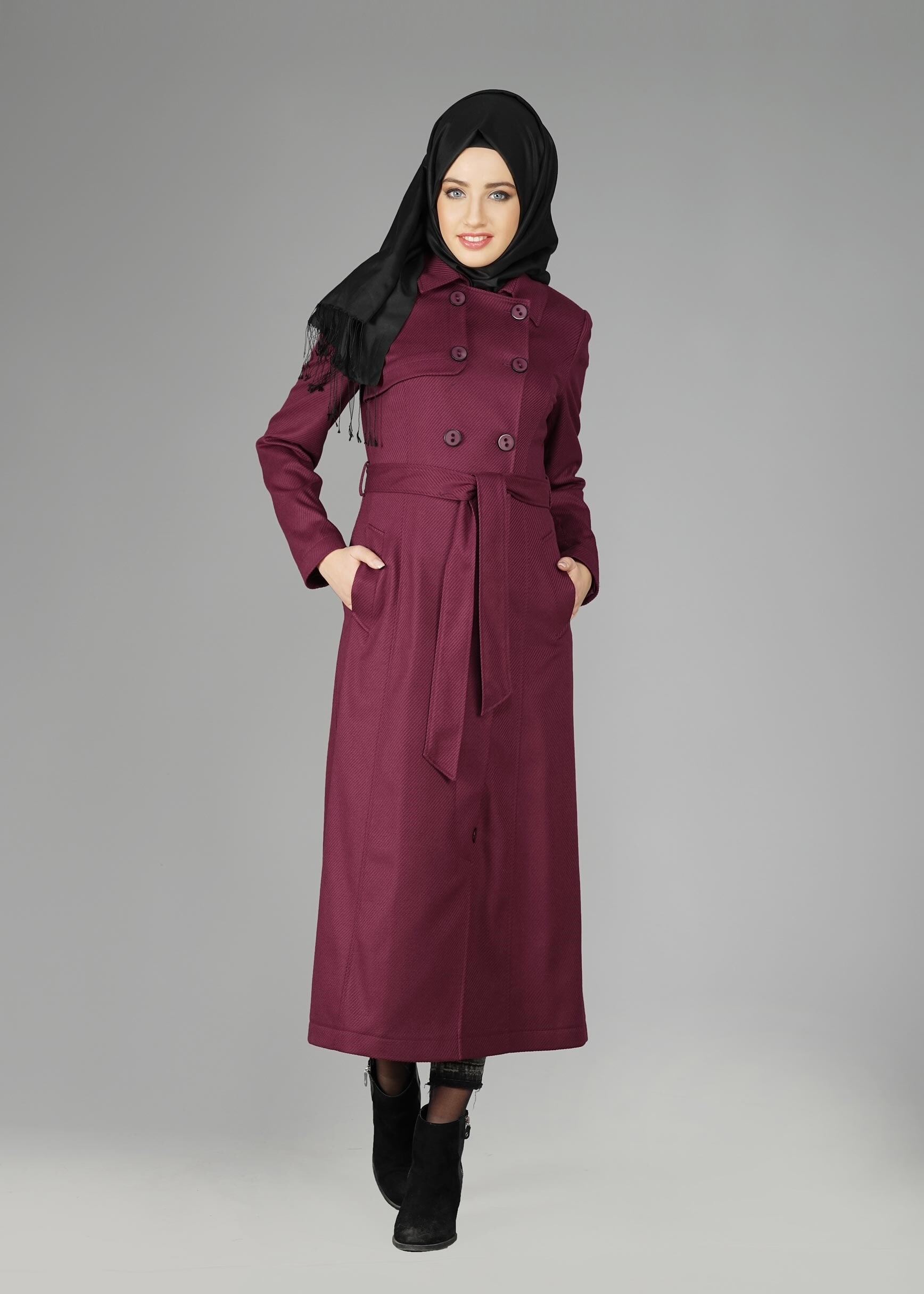 Tesettür giyim MOR DÜĞME DETAYLI CEPLİ KABAN 9586