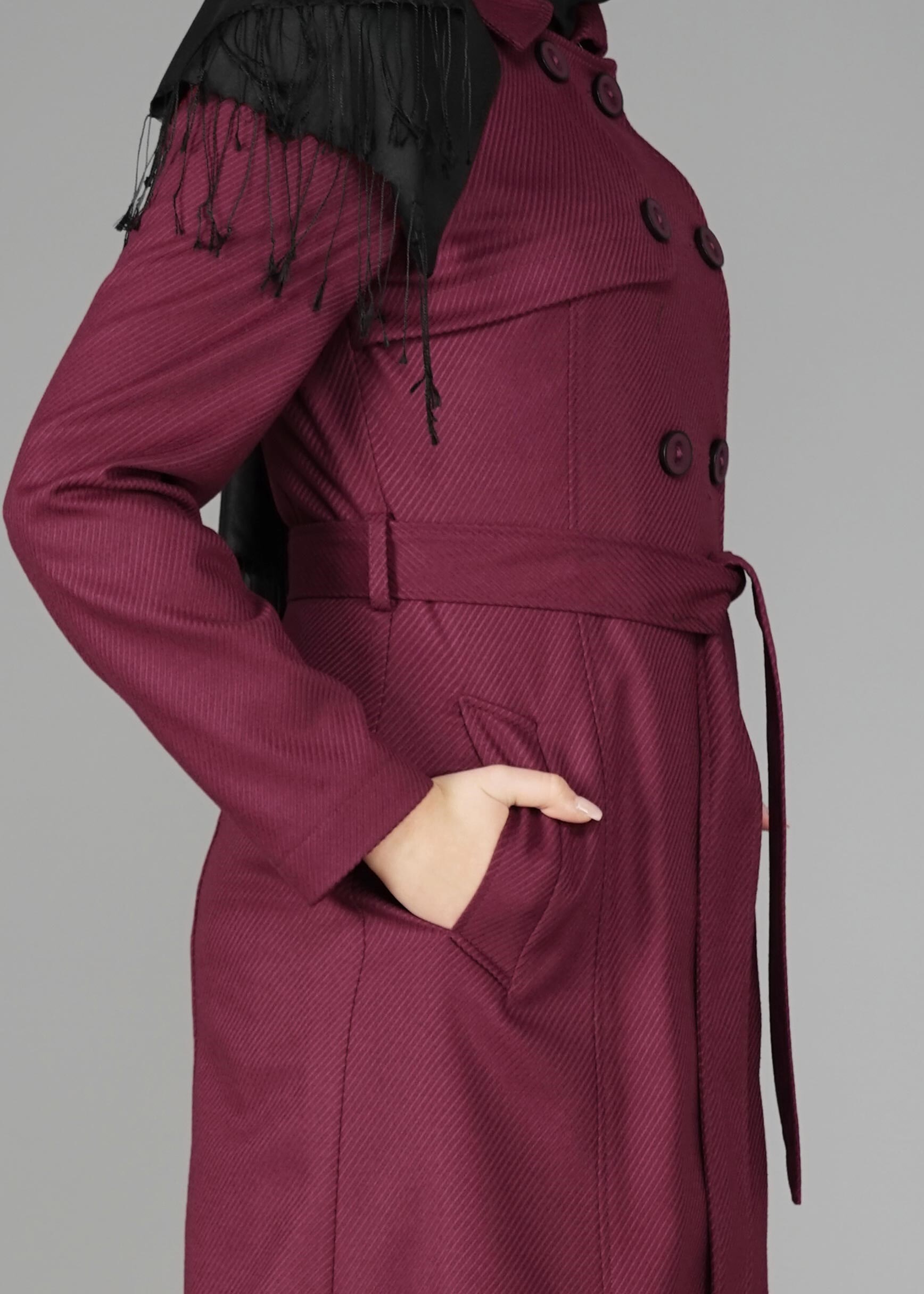 Tesettür giyim MOR DÜĞME DETAYLI CEPLİ KABAN 9586