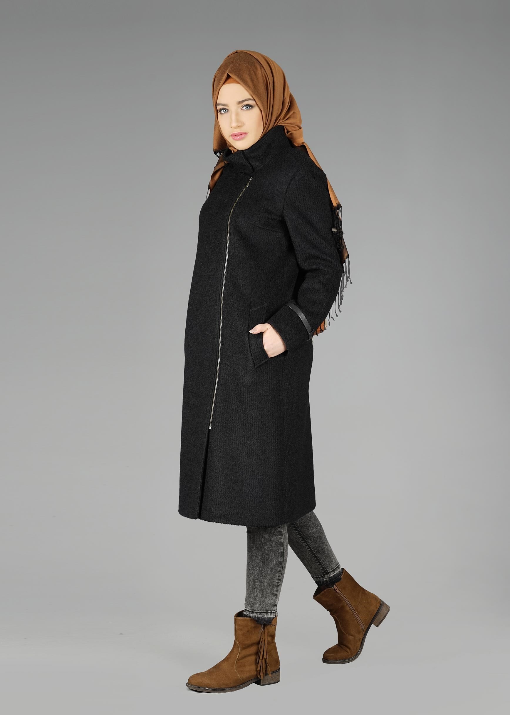 Tesettür giyim SİYAH 9606 KABAN