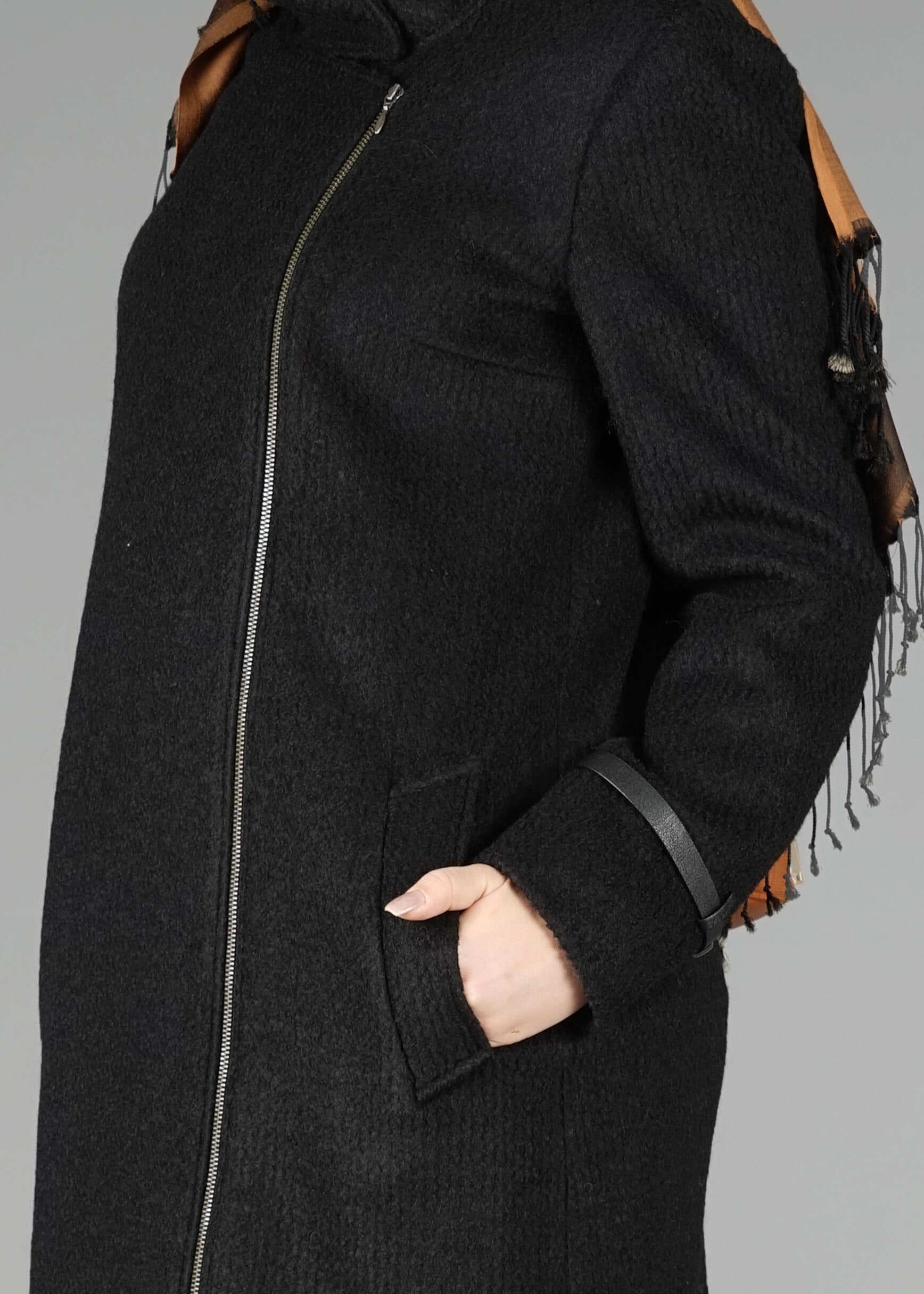 Tesettür giyim SİYAH 9606 KABAN