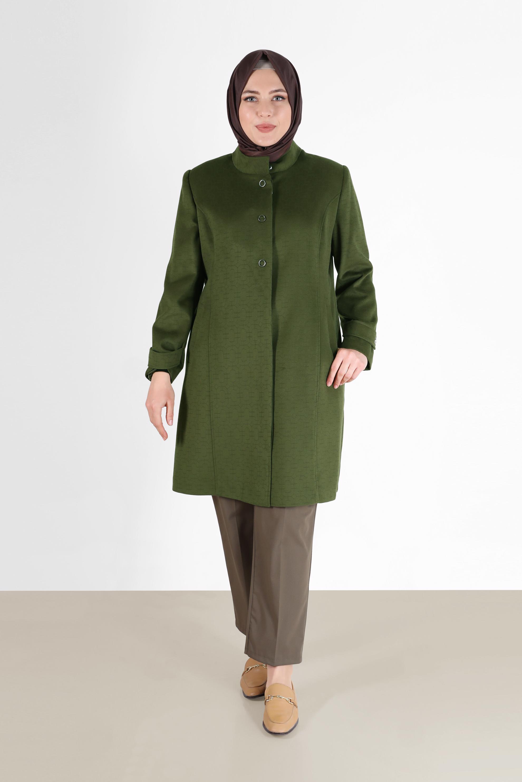 Tesettür giyim YEŞİL HAKİM YAKA KENDİNDEN DESENLİ KABAN 9610 