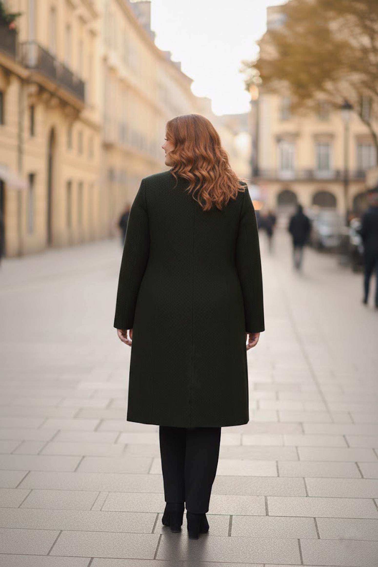 Tesettür giyim HAKİ DÜĞME DETAYLI KENDİNDEN DESENLİ KABAN 9611