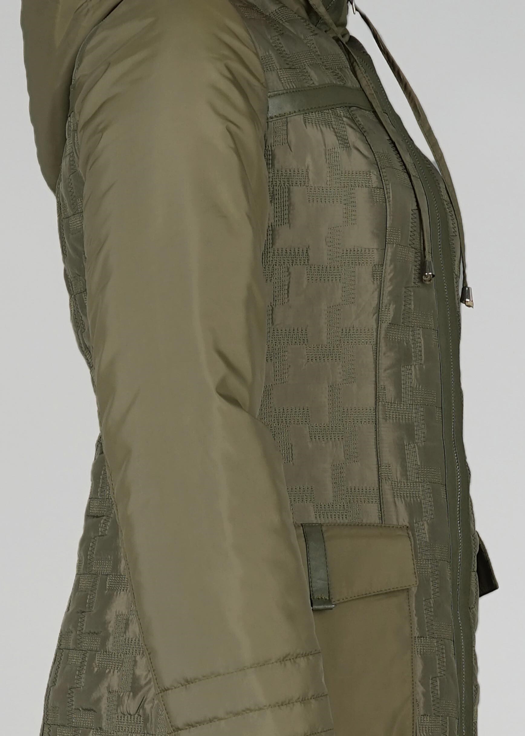 Tesettür giyim HAKİ KAPÜŞONLU FERMUARLI KABAN 9612