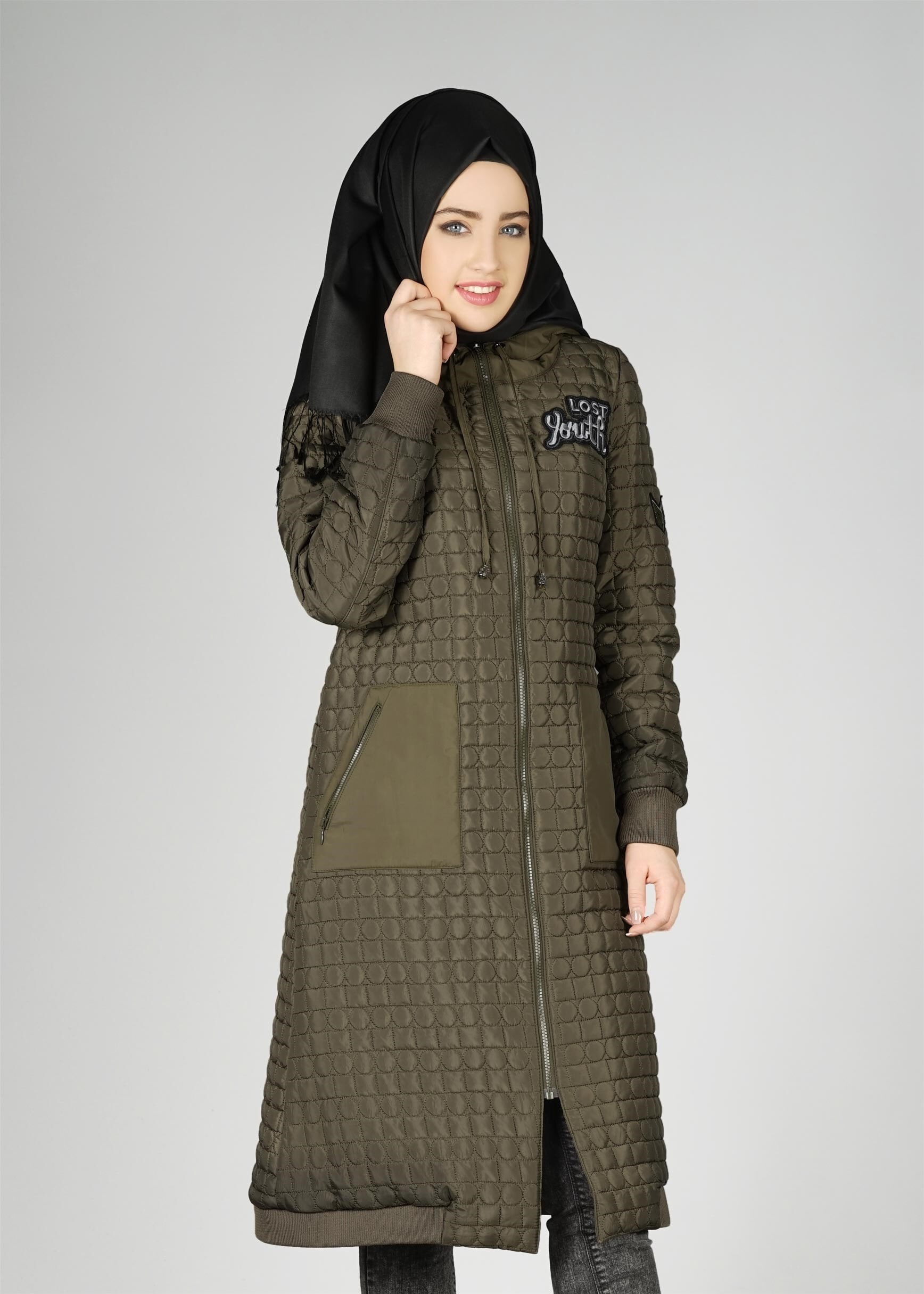 Tesettür giyim HAKİ FERMUARLI ŞİŞME KABAN 9615