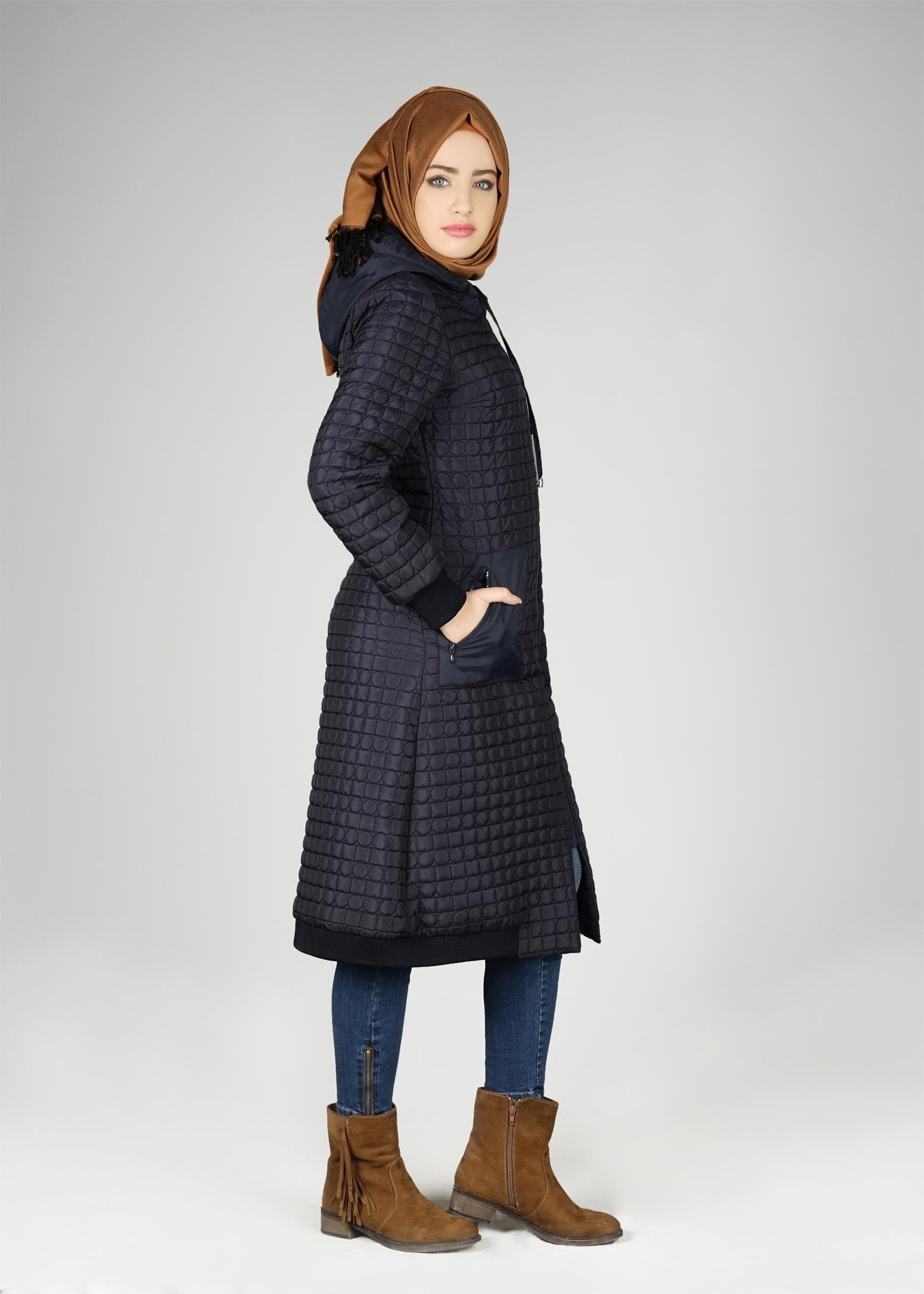 Tesettür giyim LACİVERT FERMUARLI ŞİŞME KABAN 9615