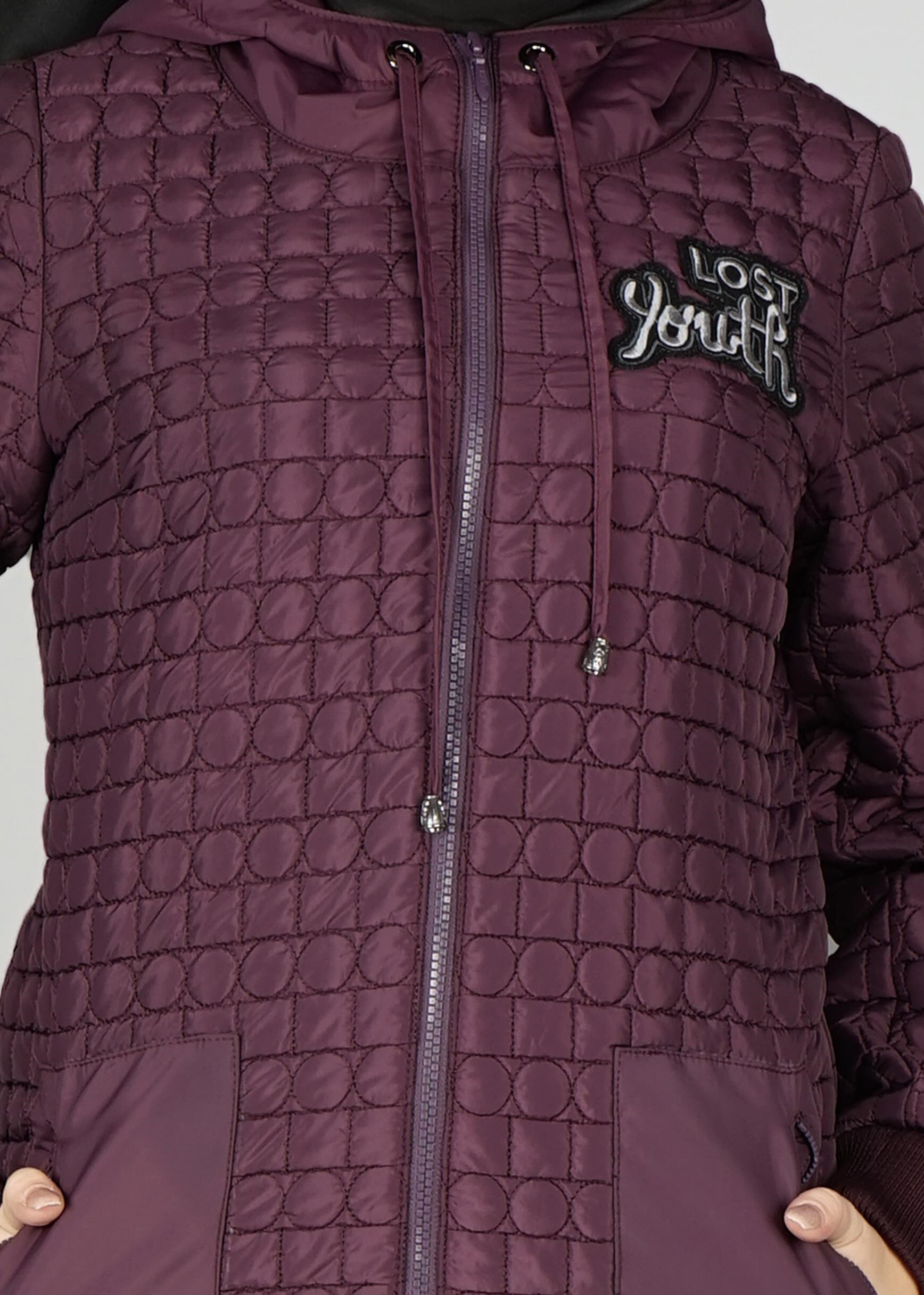 Tesettür giyim MÜRDÜM FERMUARLI ŞİŞME KABAN 9615