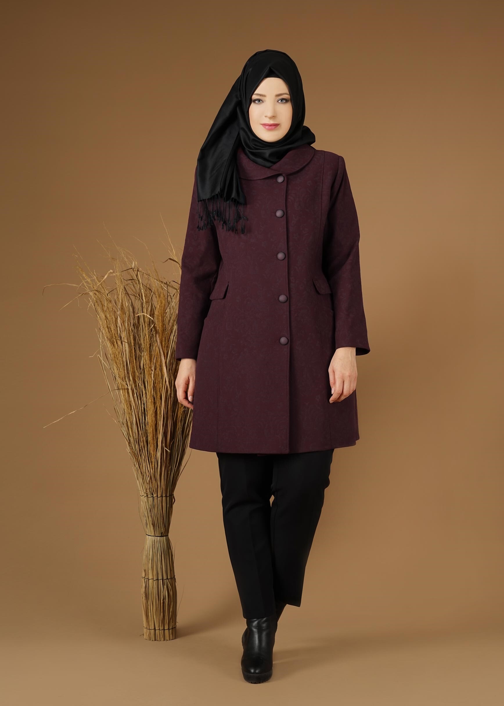 Tesettür giyim BORDO DÜĞME DETAYLI CEPLİ KABAN 9619