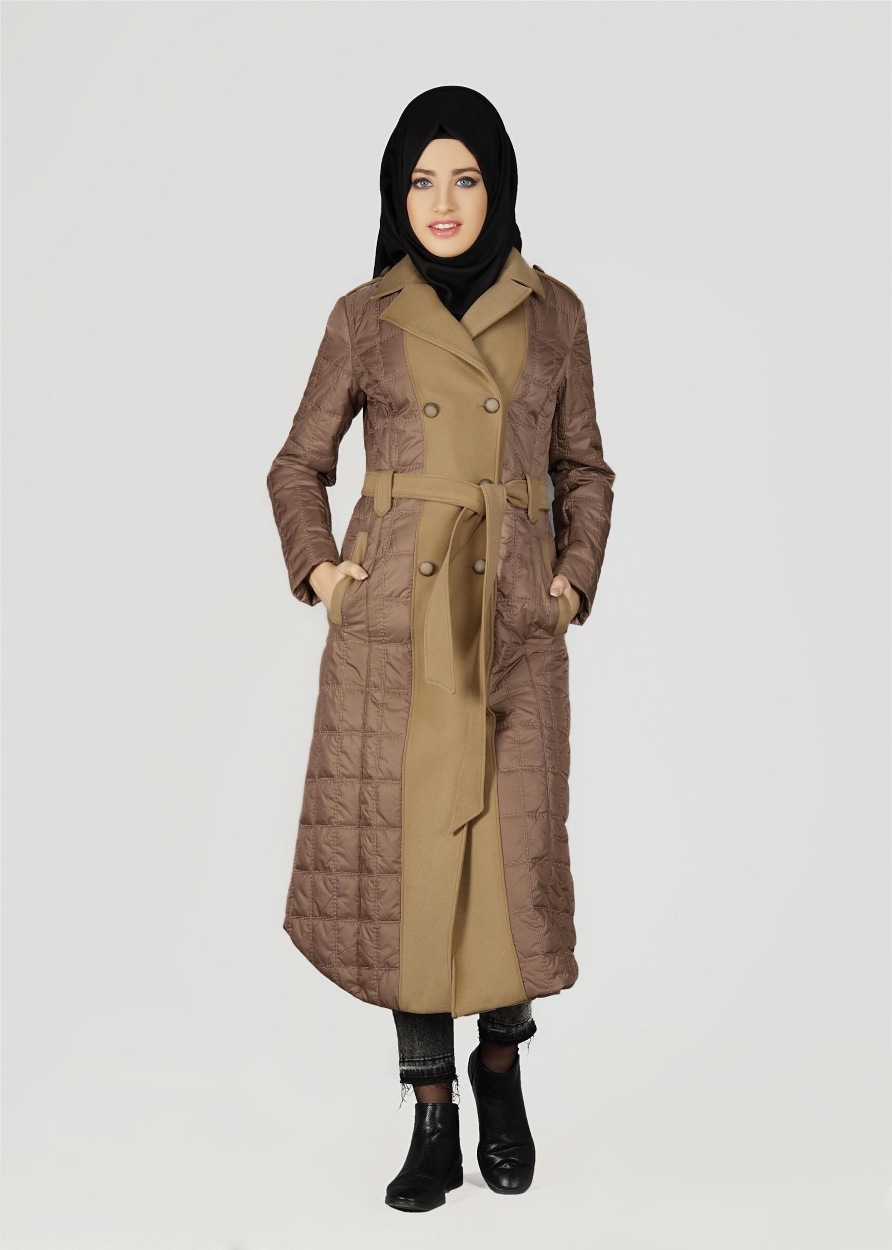 Tesettür giyim KAHVE KAPİTONE DESENLİ KRUVAZE YAKA KABAN 9621