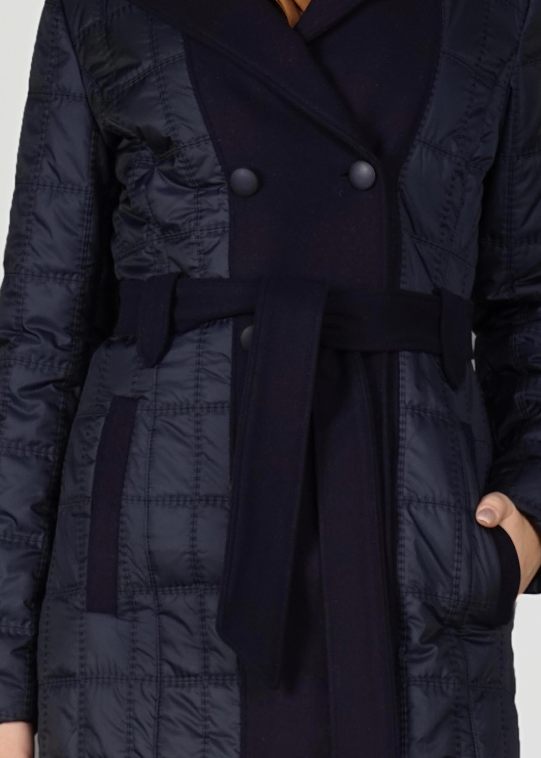 Tesettür giyim LACİVERT KAPİTONE DESENLİ KRUVAZE YAKA KABAN 9621