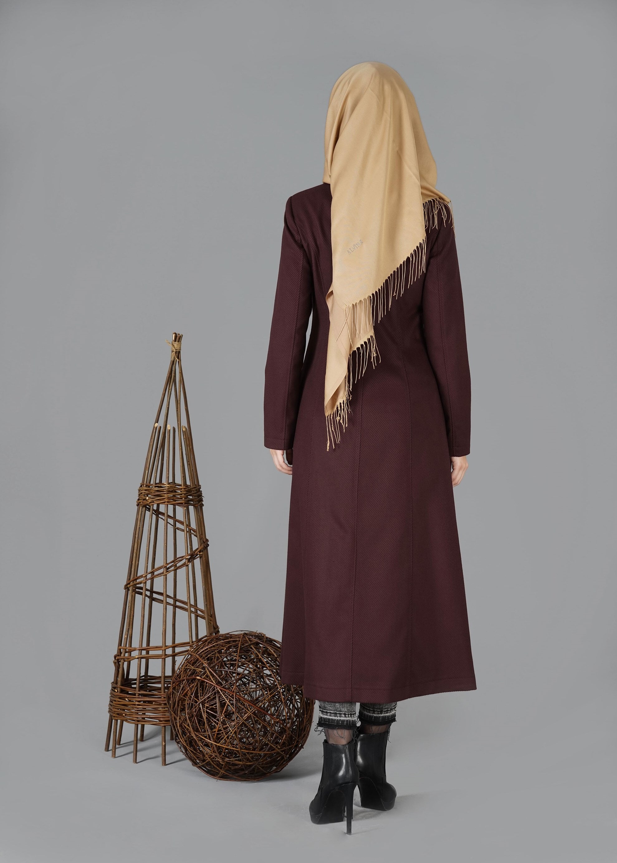 Tesettür giyim MÜRDÜM GİZLİ DÜĞMELİ MANTO 9452