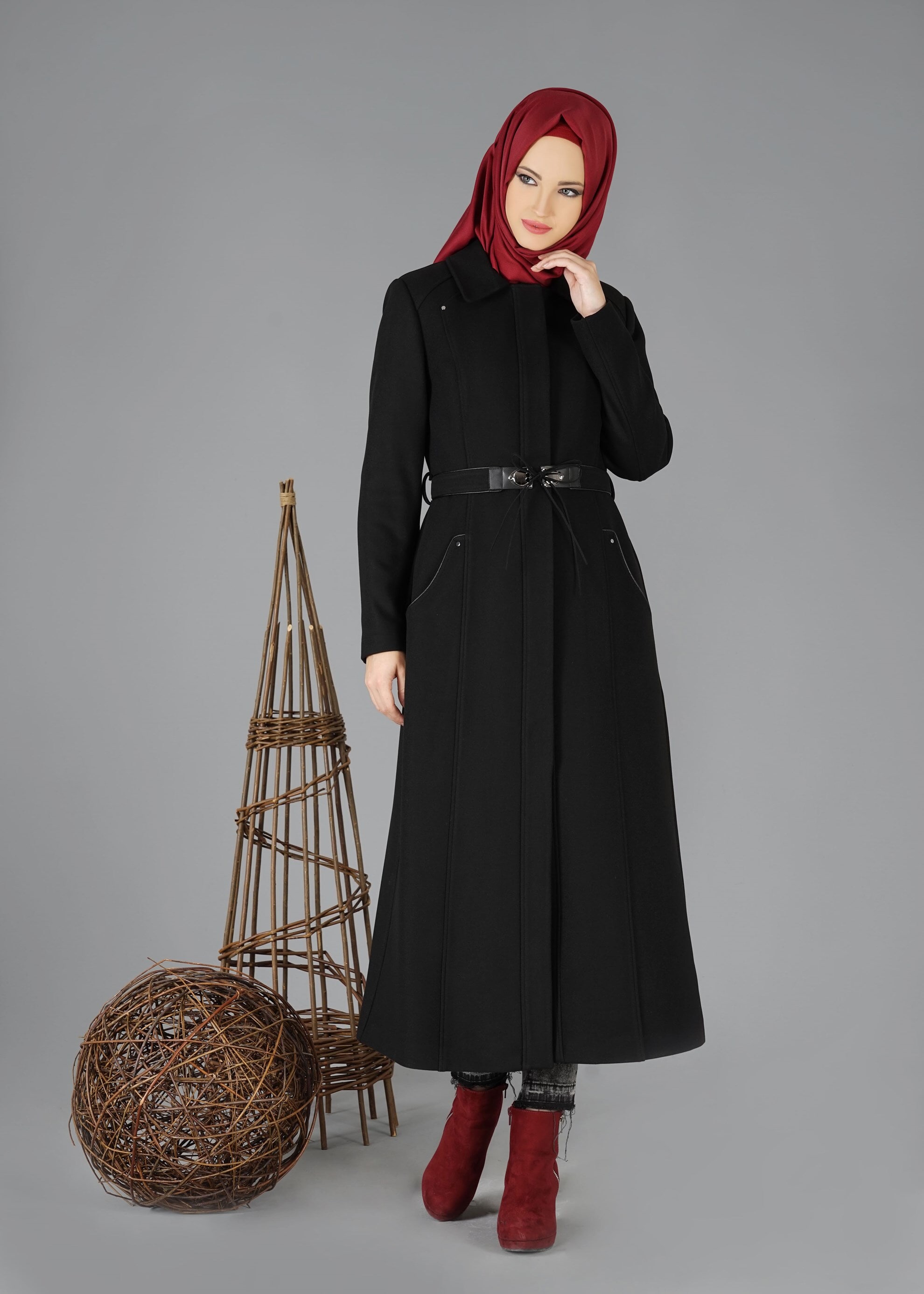 Tesettür giyim SİYAH CEP DETAYLI KUŞAKLI MANTO 9455