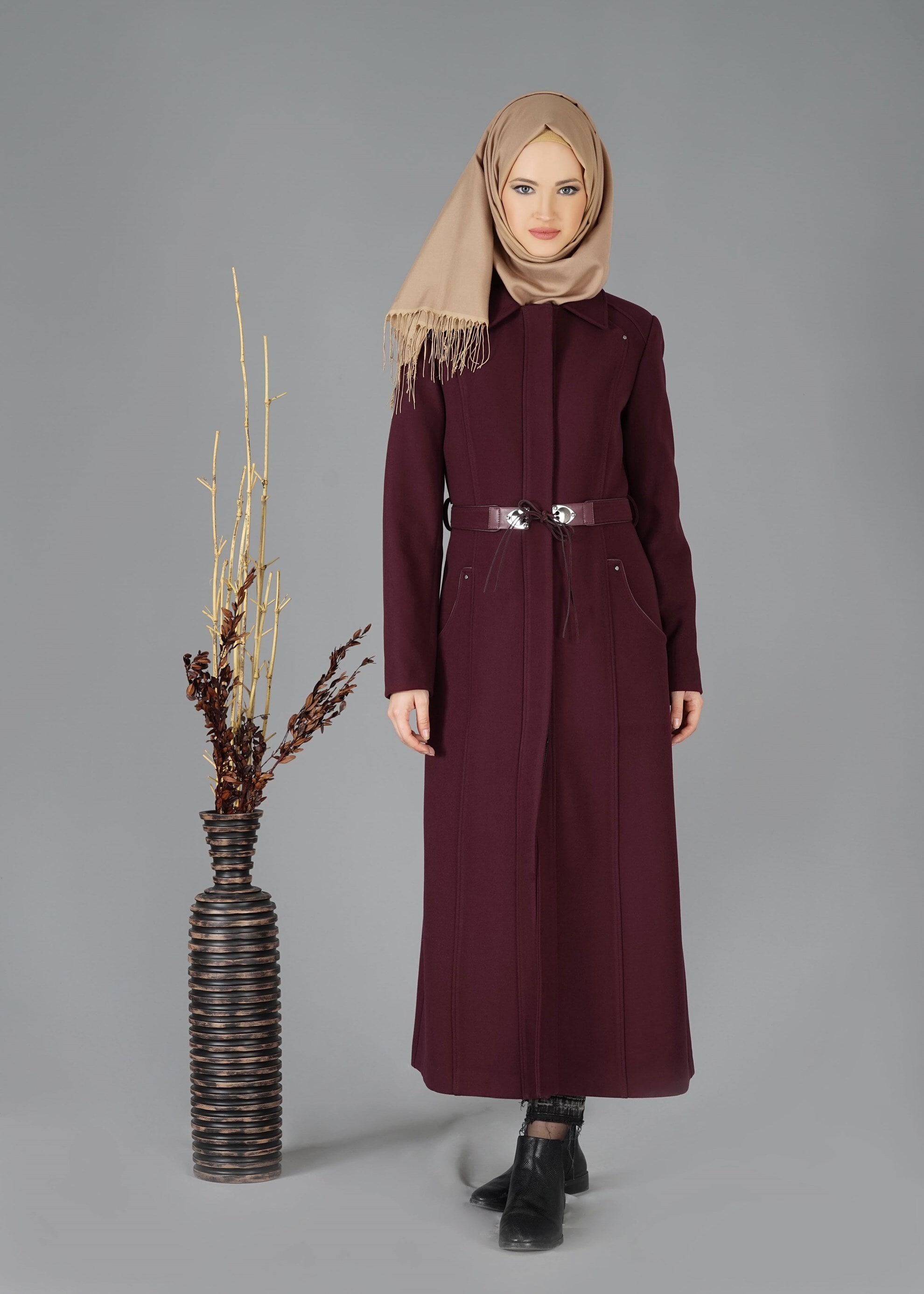 Tesettür giyim BORDO CEP DETAYLI KUŞAKLI MANTO 9455