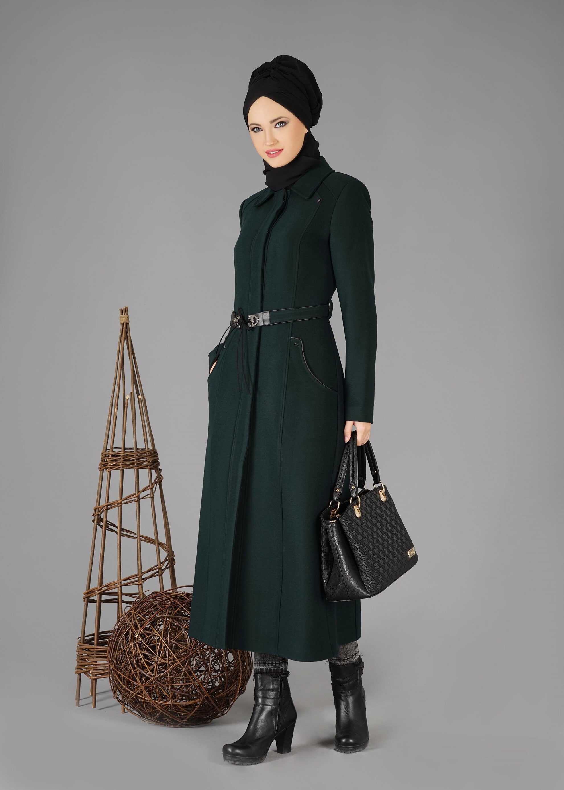 Tesettür giyim YEŞİL CEP DETAYLI KUŞAKLI MANTO 9455