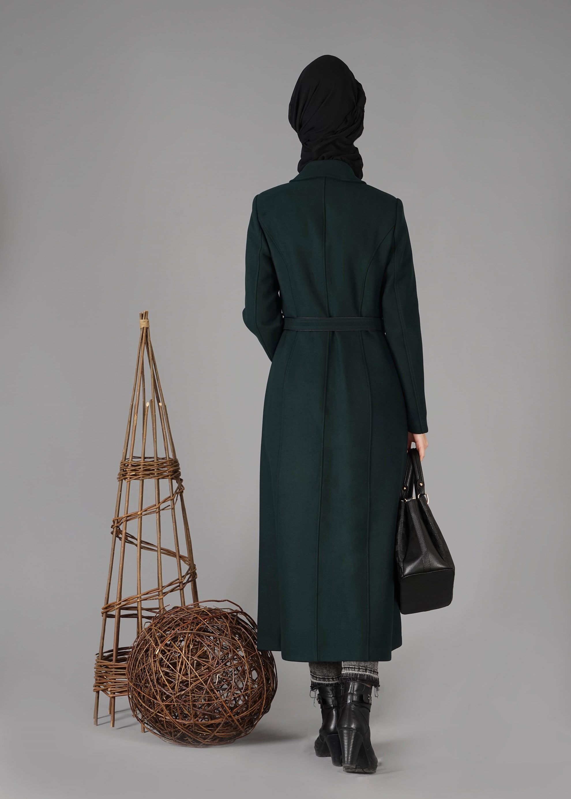 Tesettür giyim YEŞİL CEP DETAYLI KUŞAKLI MANTO 9455