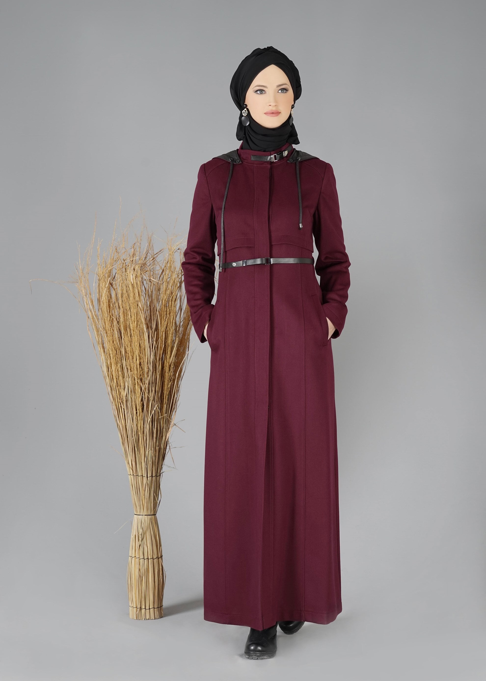 Tesettür giyim MOR KAPÜŞONLU KAŞE MANTO 9466