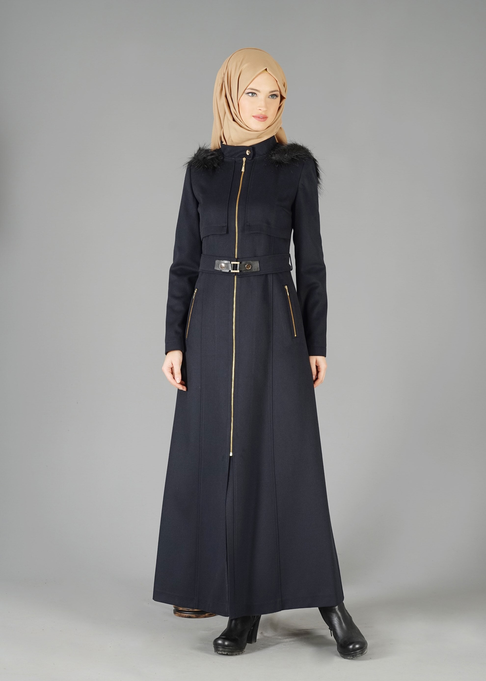 Tesettür giyim LACİVERT KAPÜŞONLU FERMUARLI MANTO 9467