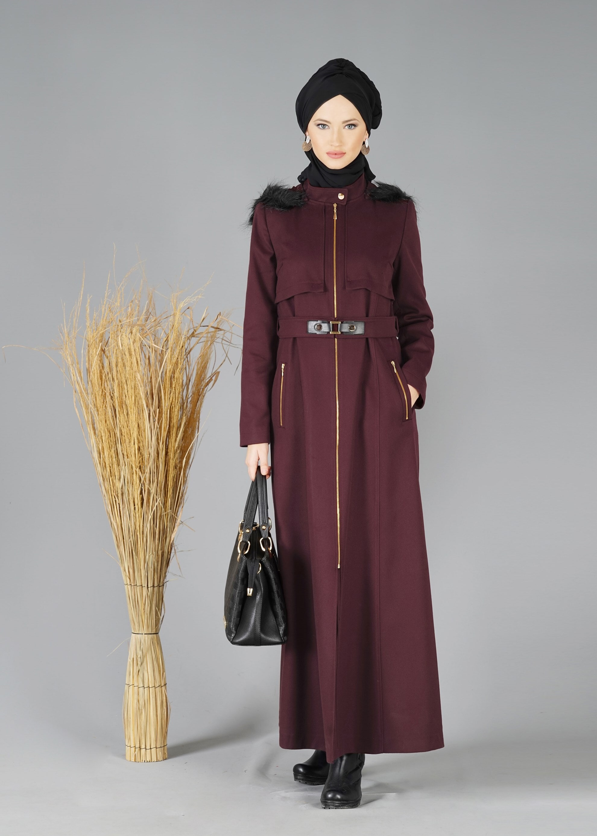 Tesettür giyim BORDO KAPÜŞONLU FERMUARLI MANTO 9467