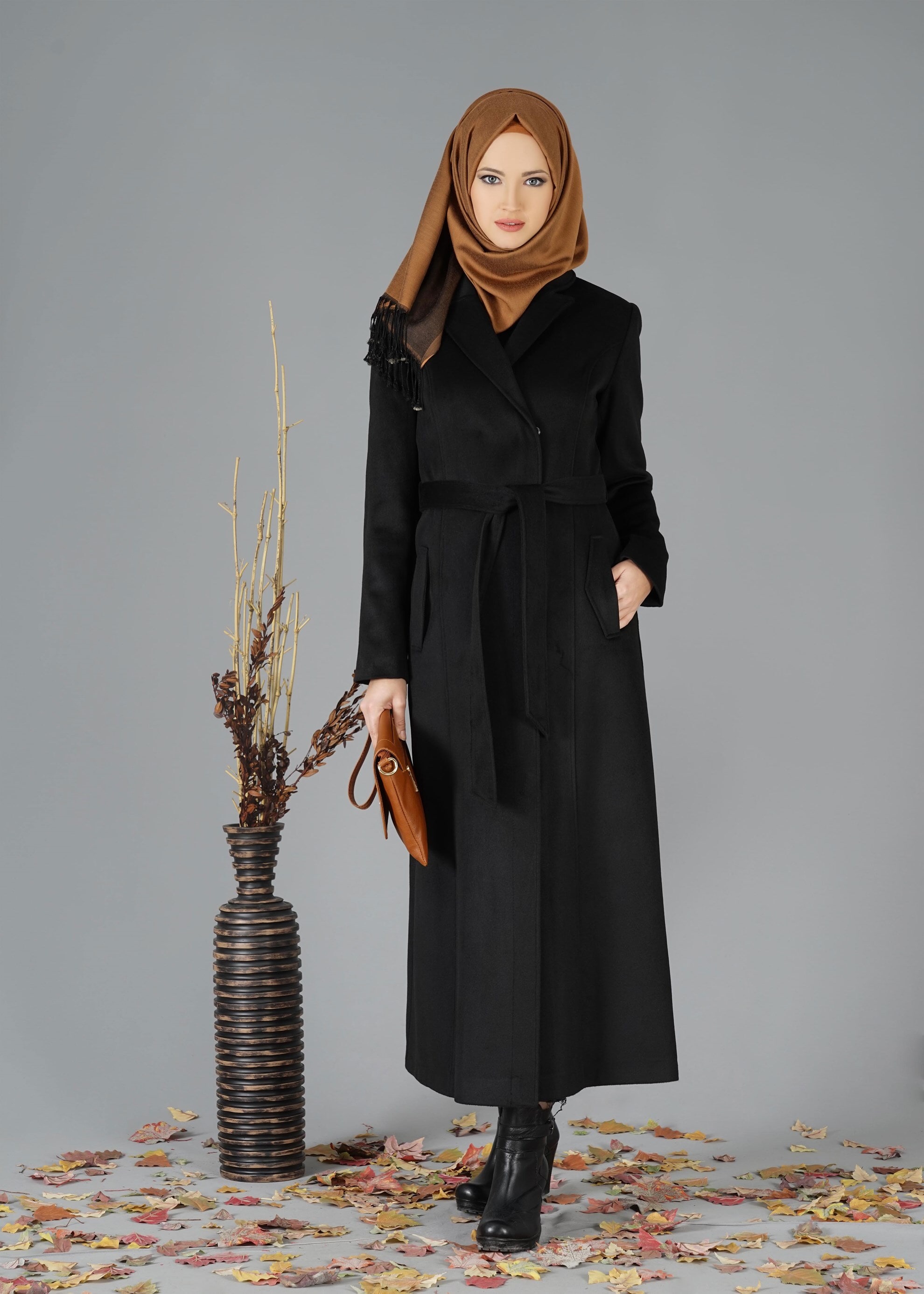 Tesettür giyim SİYAH 9482 MANTO
