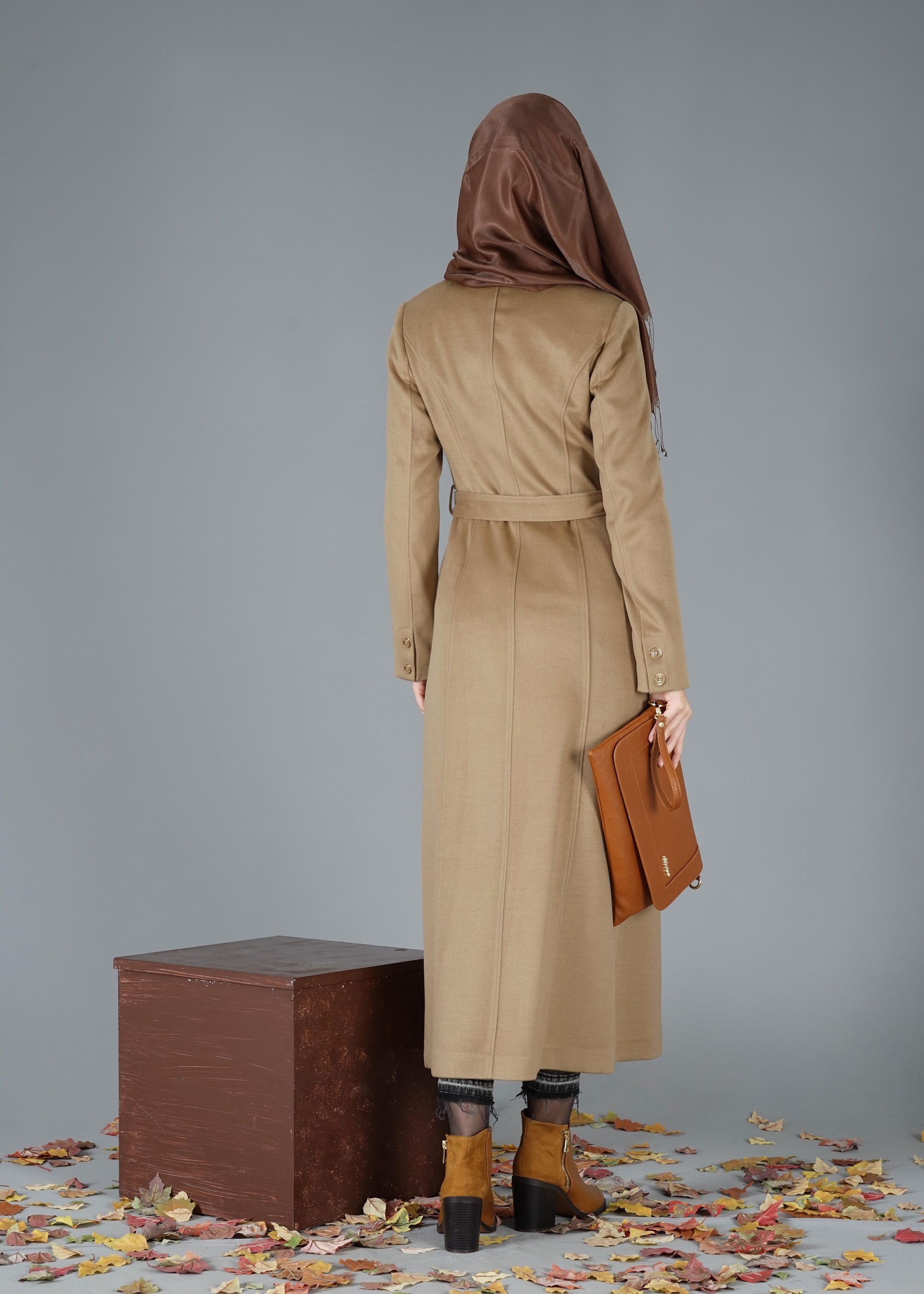 Tesettür giyim BEJ 9482 MANTO