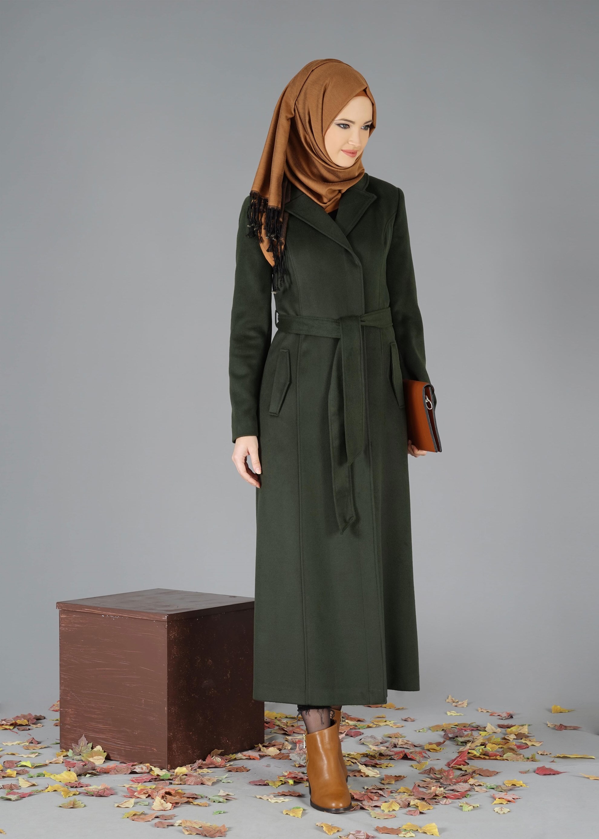 Tesettür giyim YEŞİL 9482 MANTO