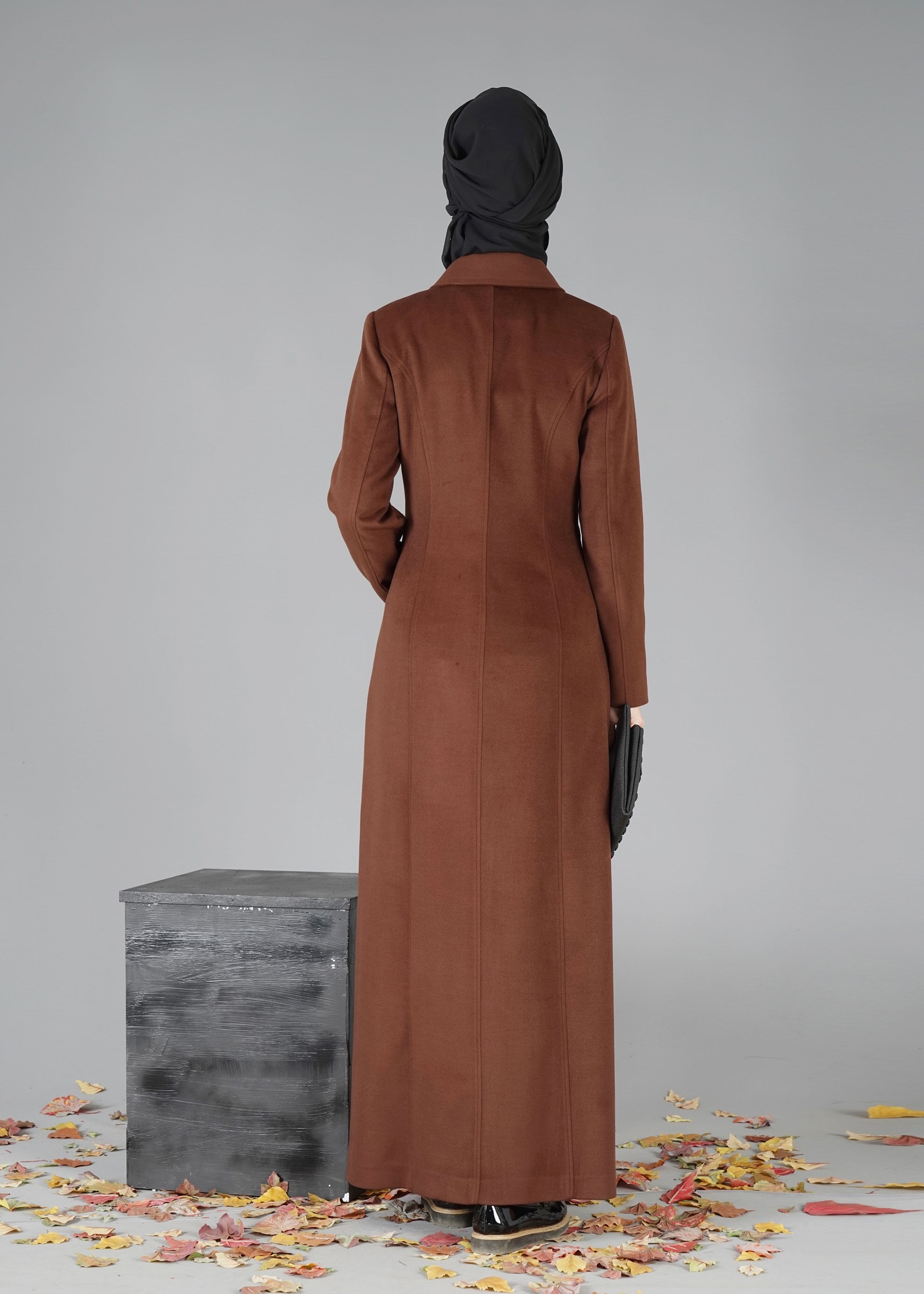 Tesettür giyim TURUNCU CEPLİ DÜĞMELİ MANTO 9491