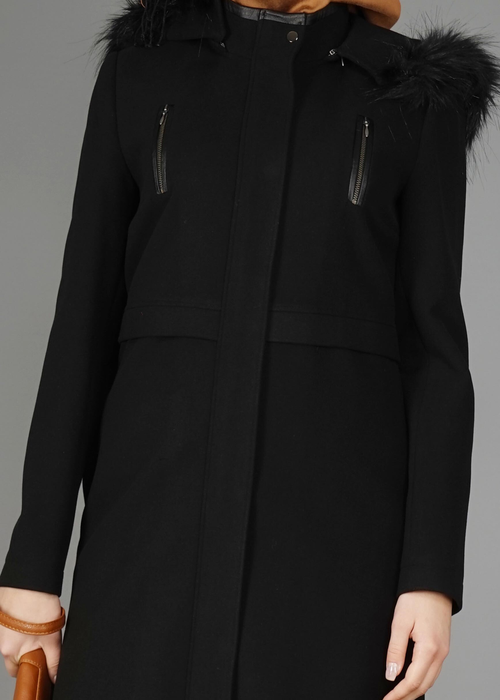 Tesettür giyim SİYAH KAPÜŞONLU KAŞE KABAN 9568