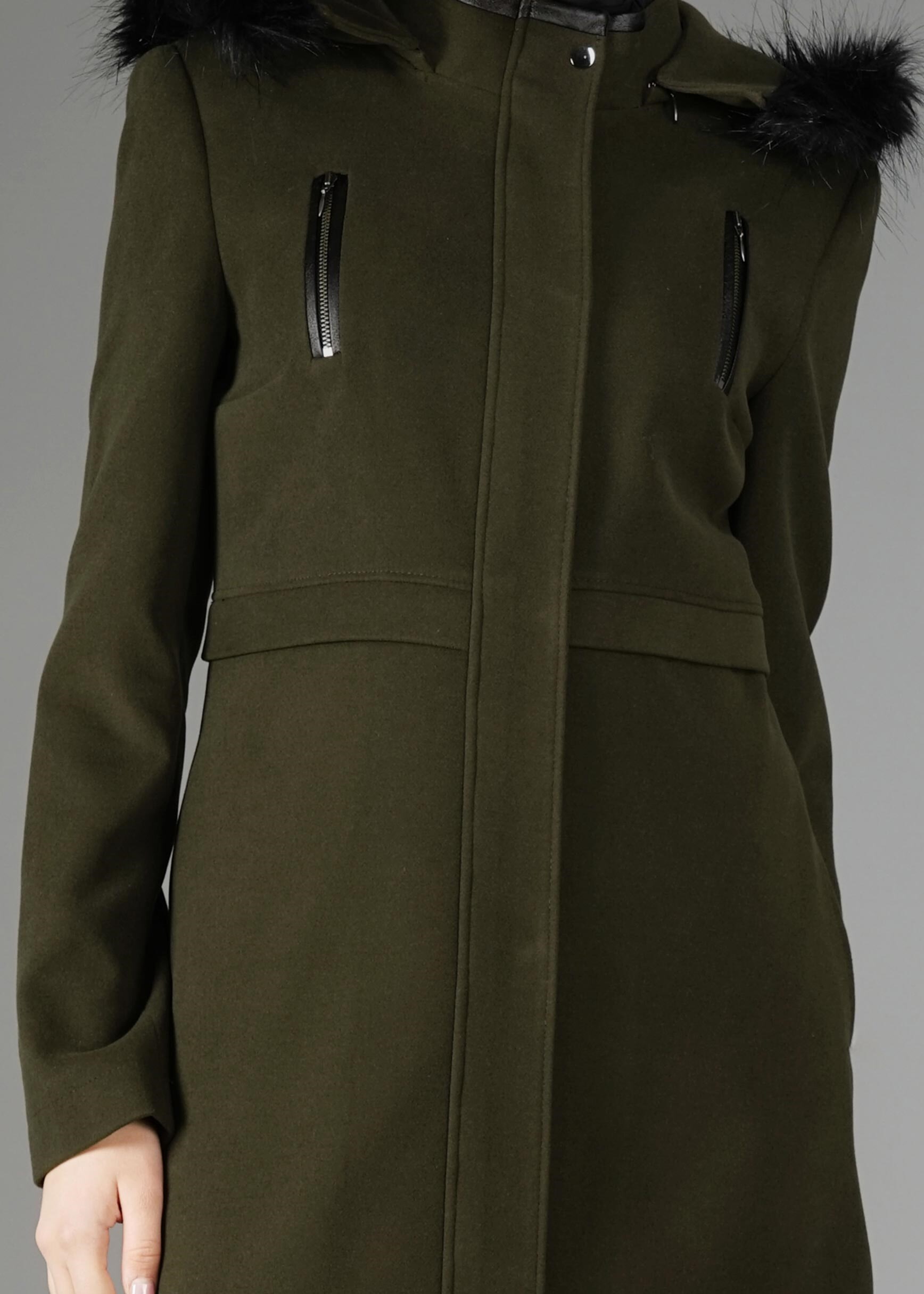 Tesettür giyim HAKİ KAPÜŞONLU KAŞE KABAN 9568