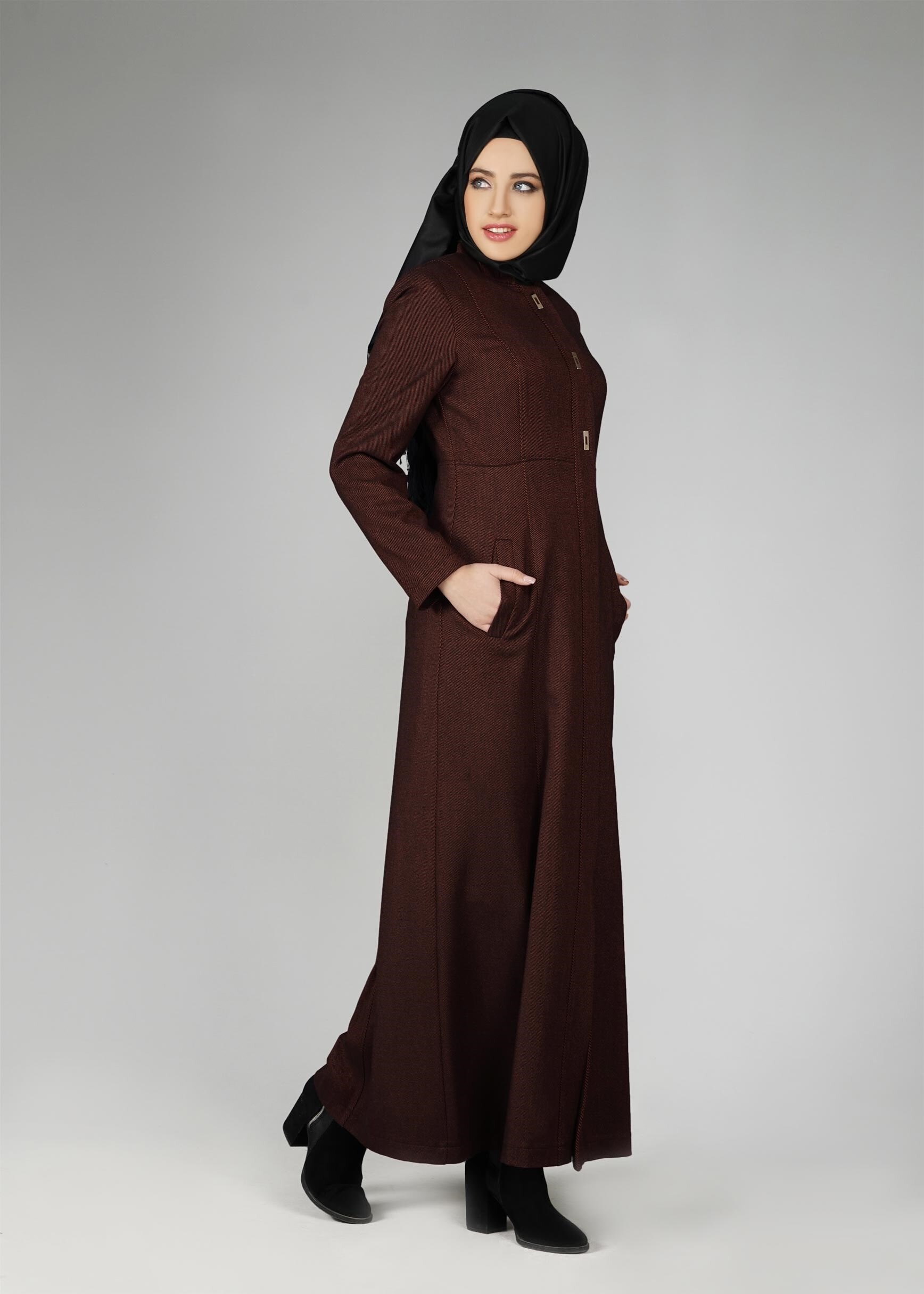 Tesettür giyim TABA HAKİM YAKA MANTO 9570