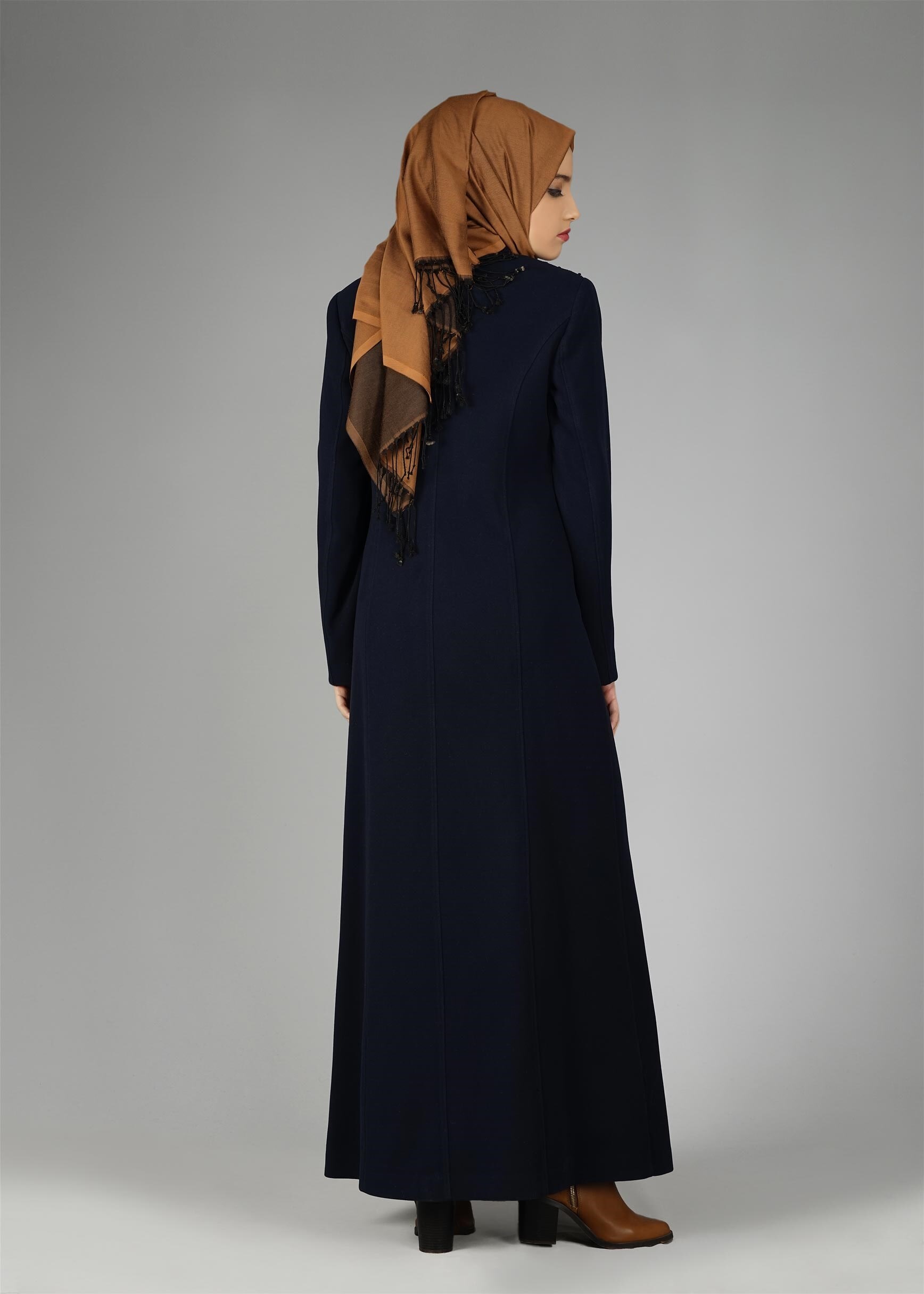 Tesettür giyim LACİVERT OMUZ DETAYLI KAŞE MANTO 9572