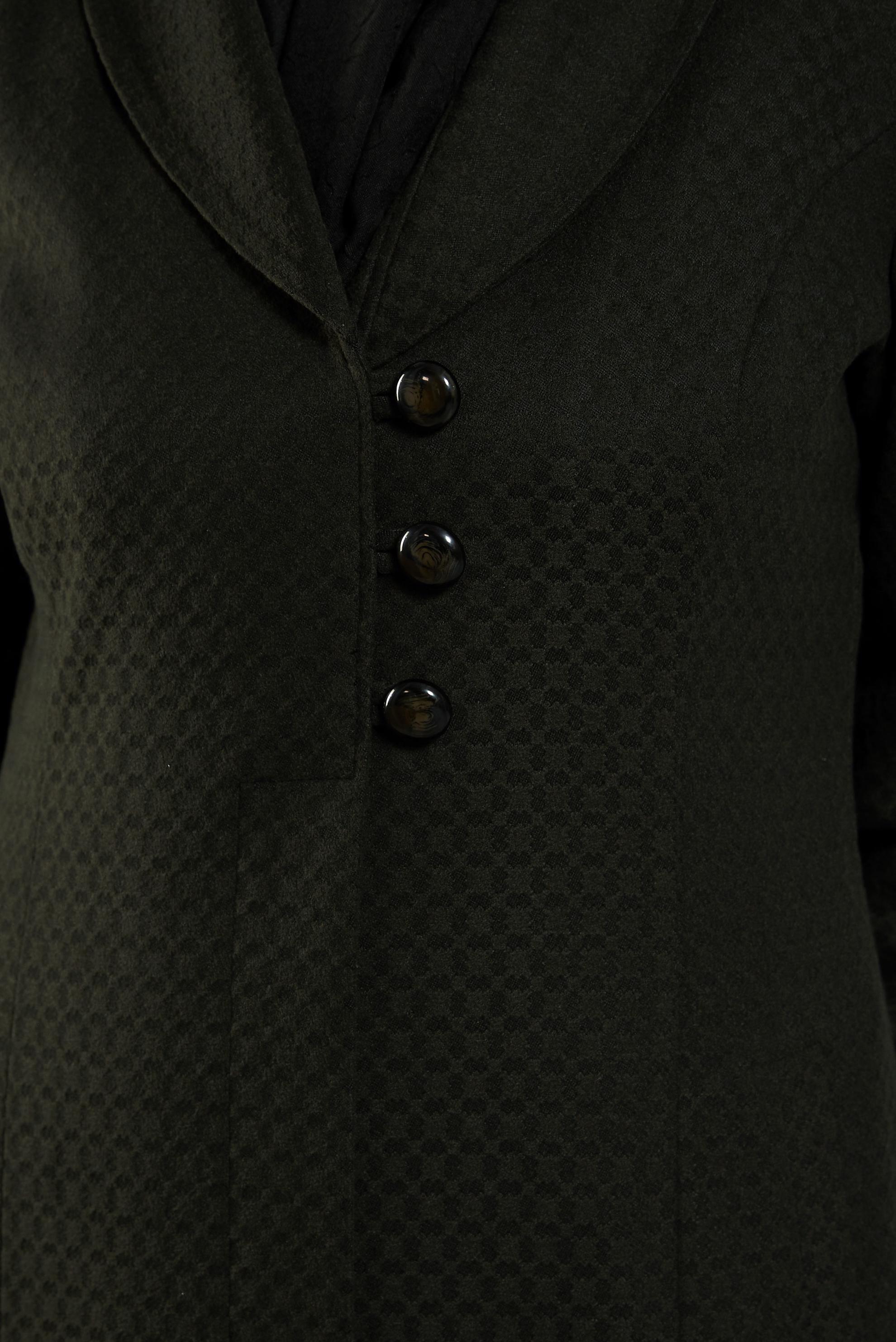 Tesettür giyim HAKİ DÜĞMELİ MANTO 9574