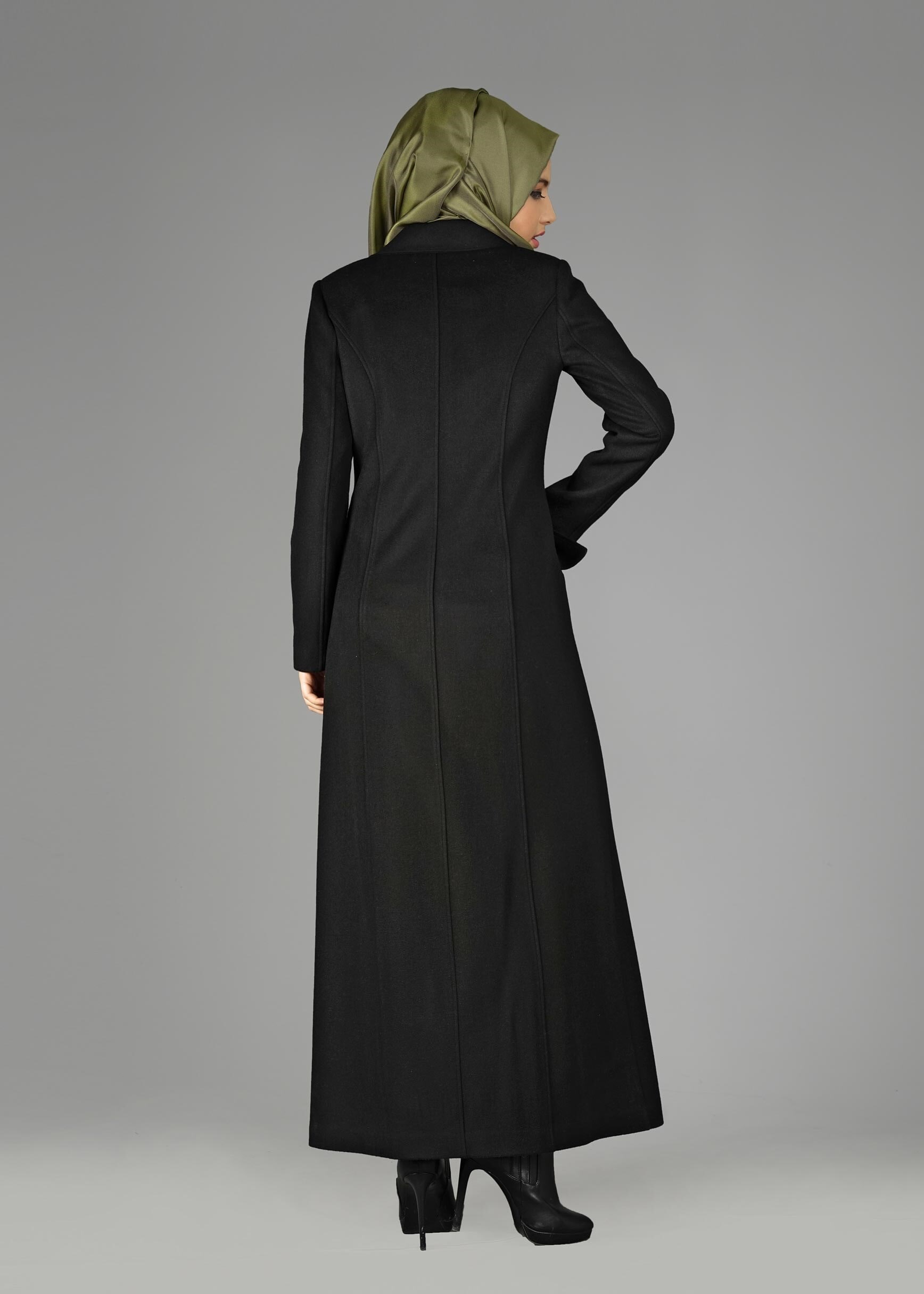 Tesettür giyim SİYAH CEP DETAYLI DÜĞMELİ MANTO 9583