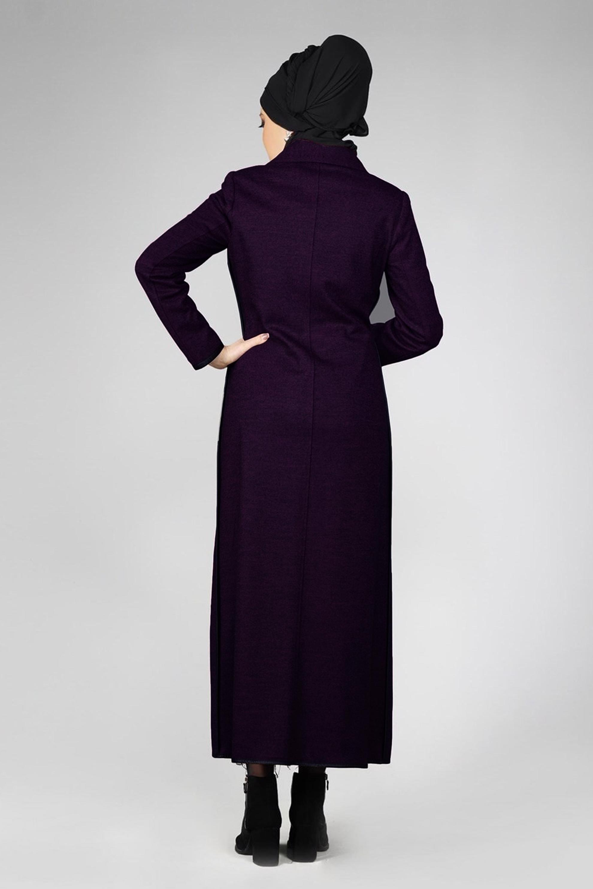 Tesettür giyim MOR CEPLİ MANTO 9587