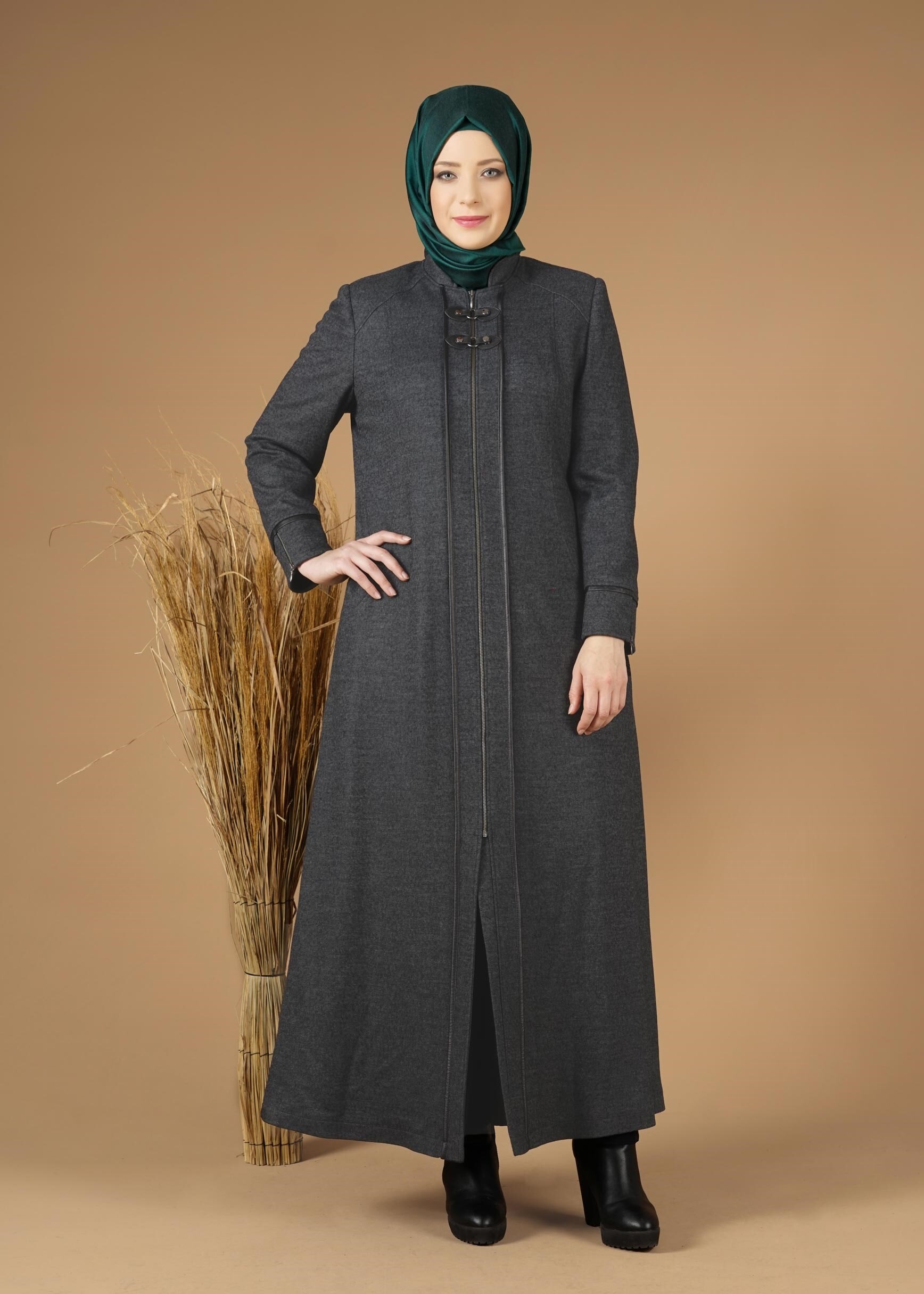 Tesettür giyim GRİ FERMUARLI KAŞE MANTO 9588