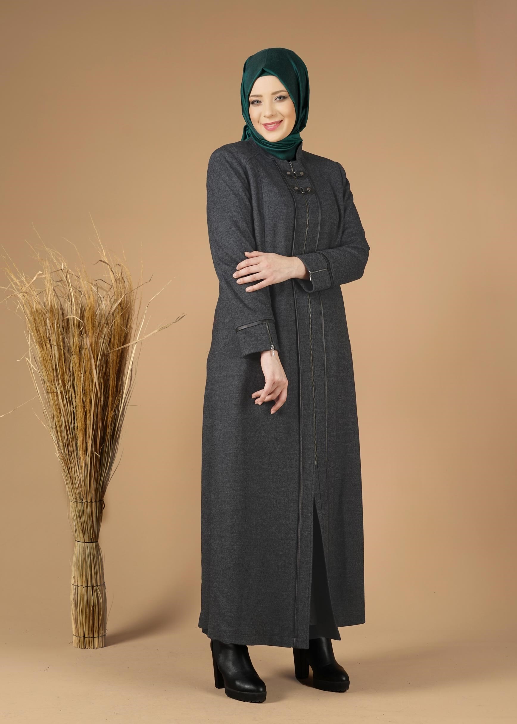 Tesettür giyim GRİ FERMUARLI KAŞE MANTO 9588