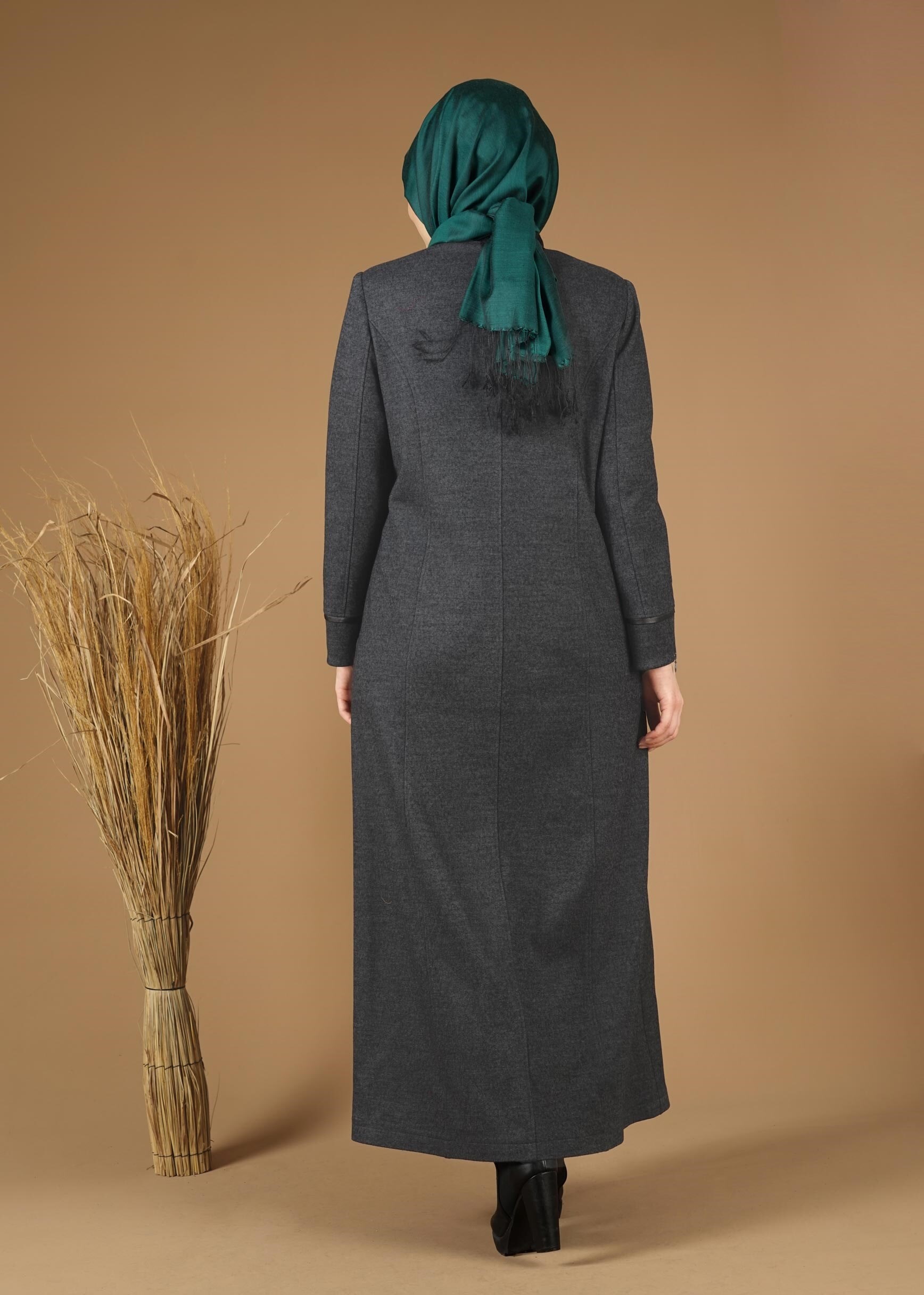 Tesettür giyim GRİ FERMUARLI KAŞE MANTO 9588