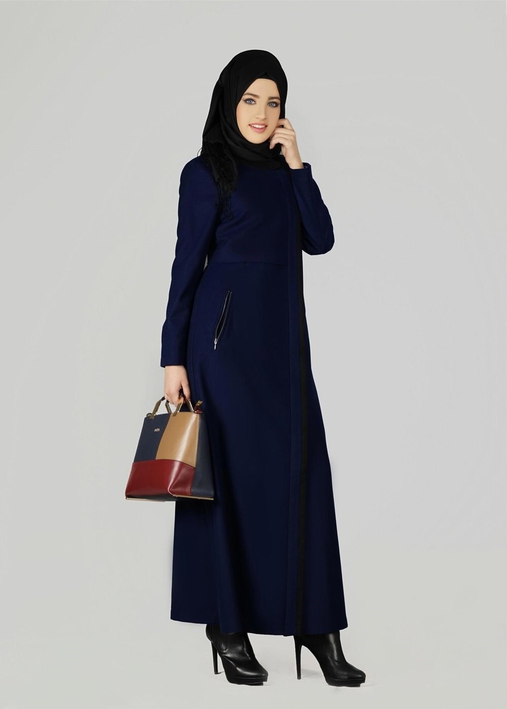 Tesettür giyim LACİVERT FERMUARLI CEPLİ MANTO 9602