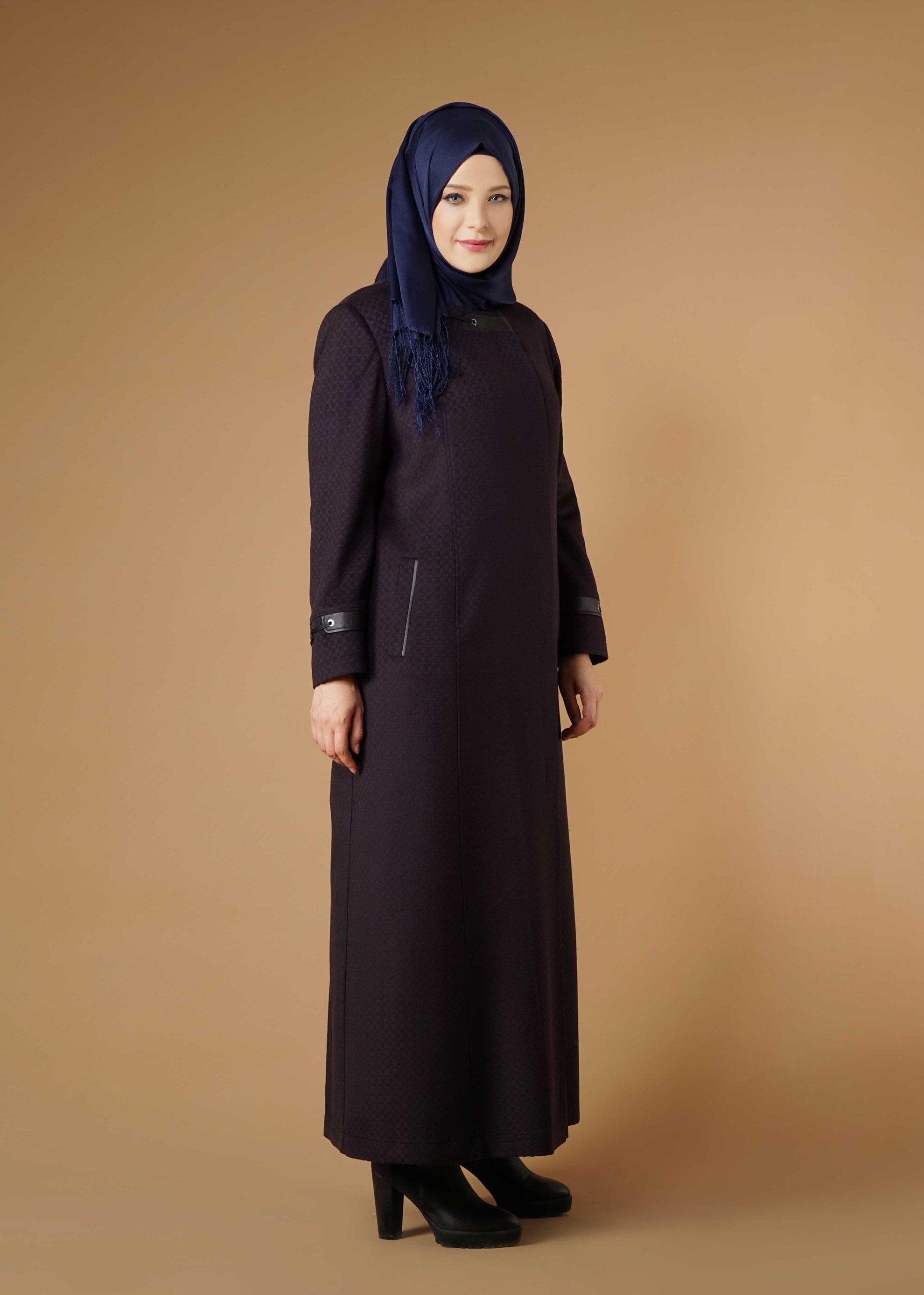 Tesettür giyim LACİVERT 9616 MANTO