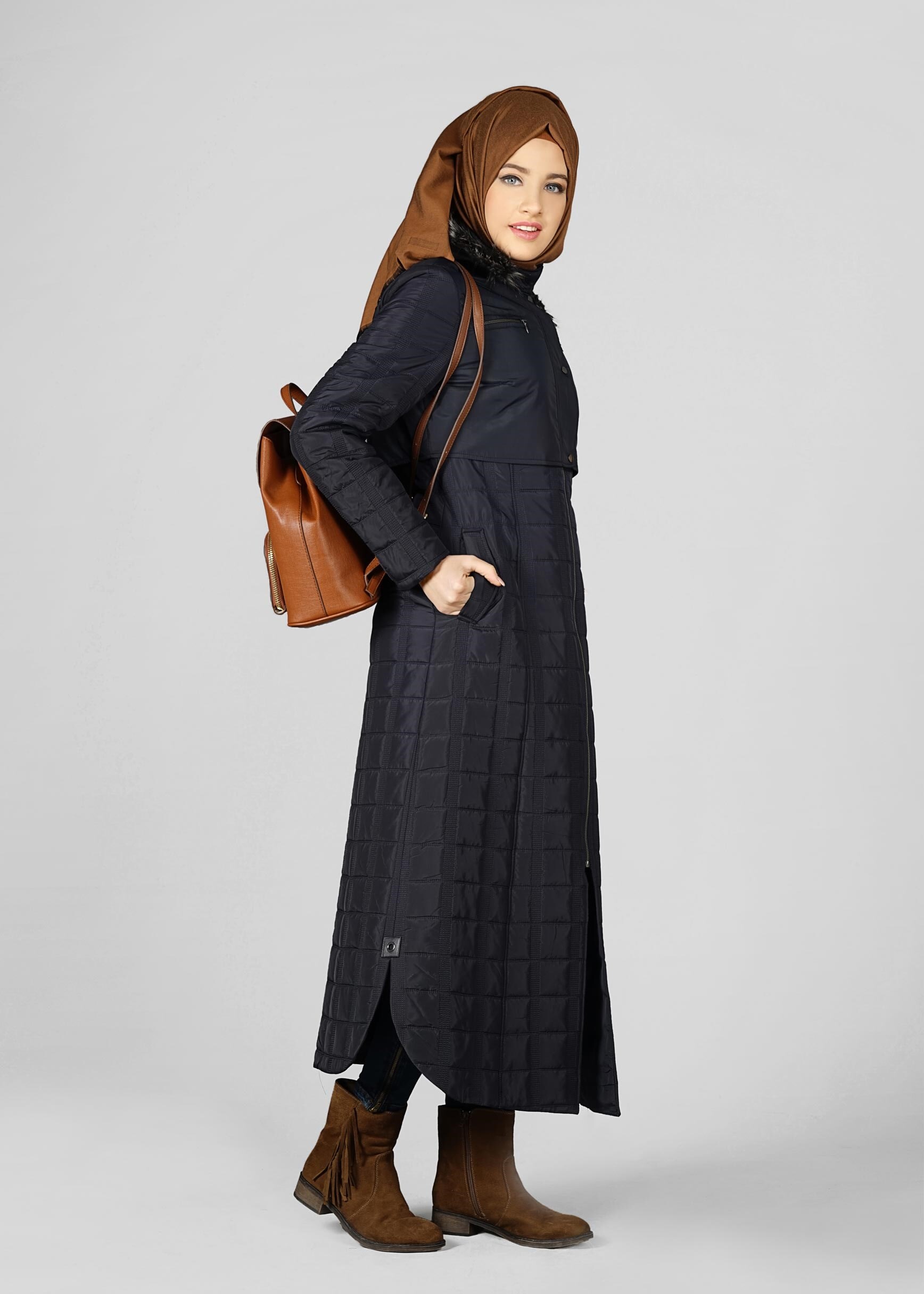 Tesettür giyim LACİVERT 9622 MANTO