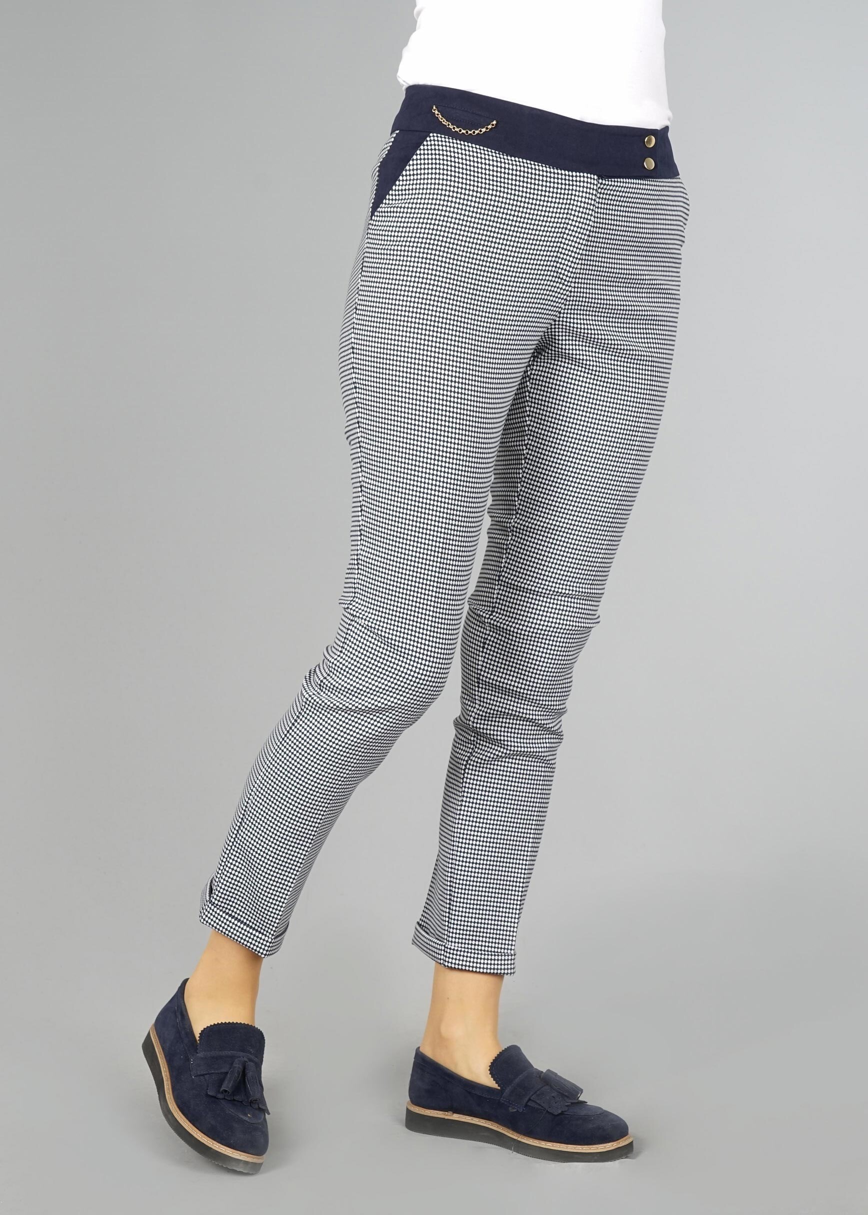 Tesettür giyim LACİVERT PÖTİKARE DESENLİ PANTOLON 7057