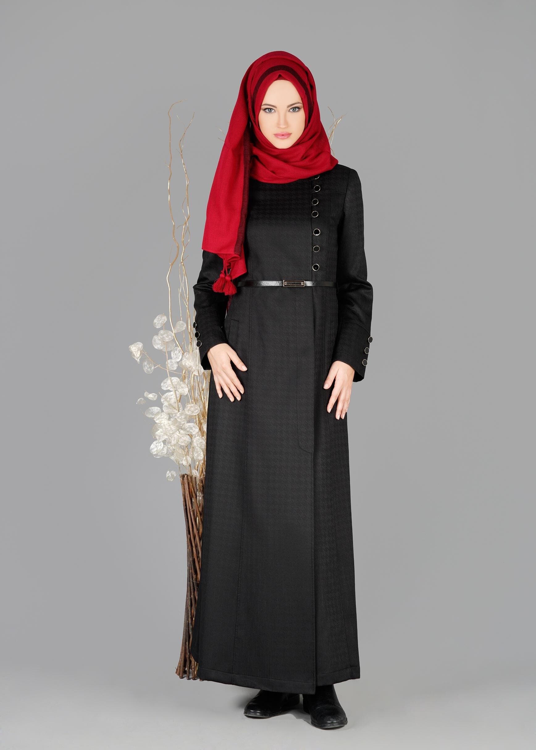 Tesettür giyim SİYAH DÜĞME DETAYLI KEMERLİ PARDESÜ 1854