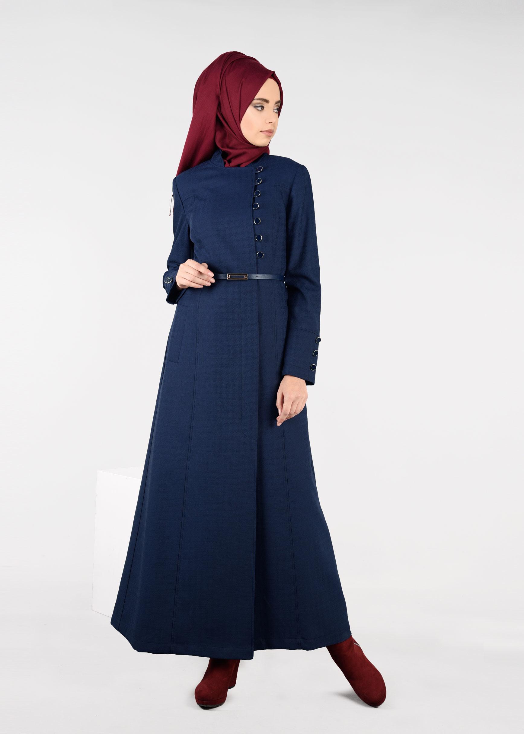 Tesettür giyim LACİVERT DÜĞME DETAYLI KEMERLİ PARDESÜ 1854